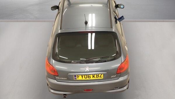Peugeot 206 view 8