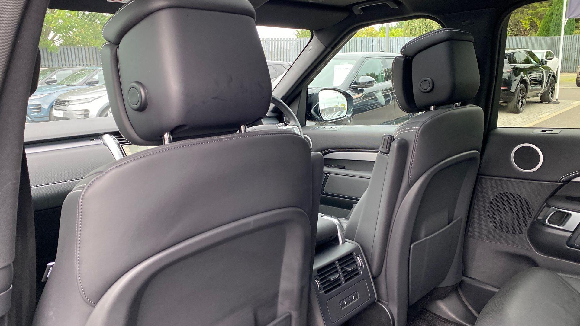 Land Rover Discovery view 49