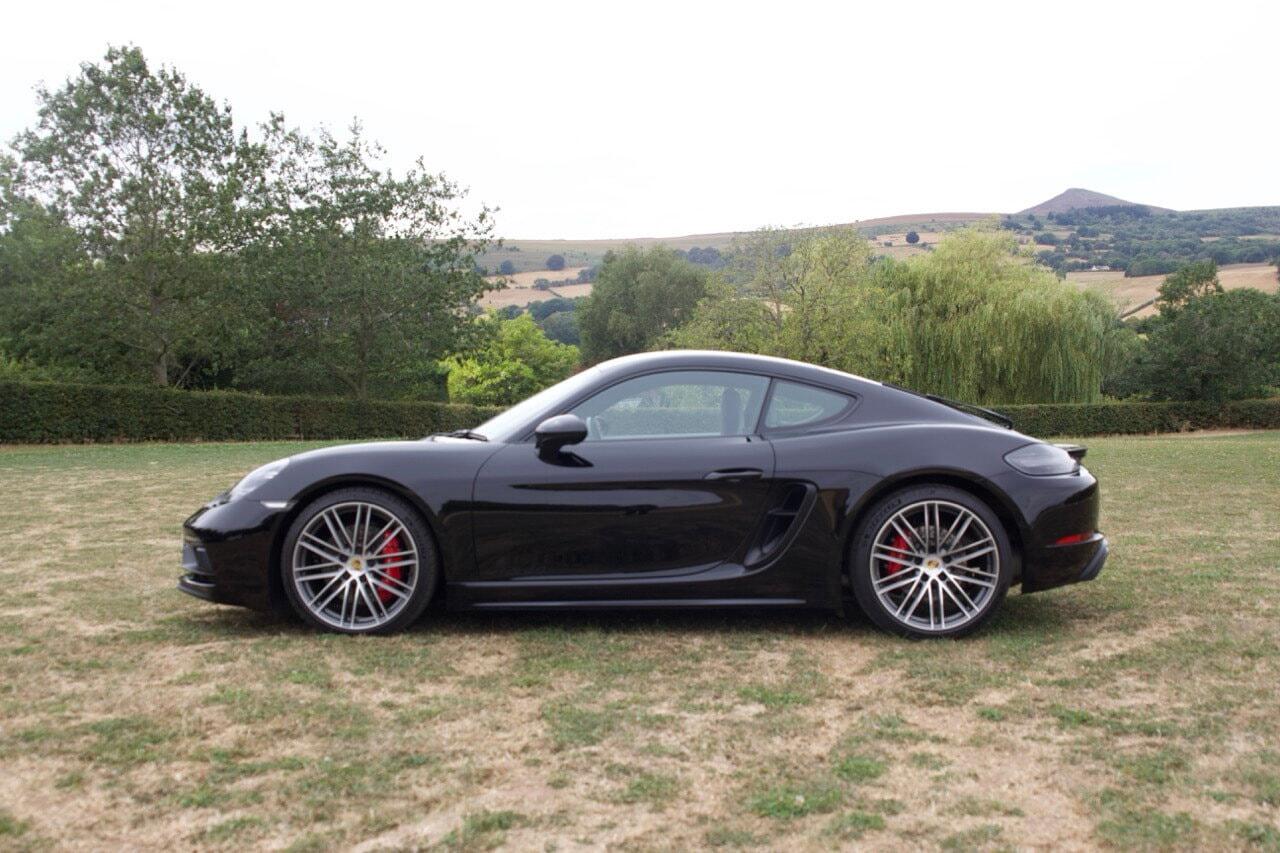 Porsche Cayman view 55