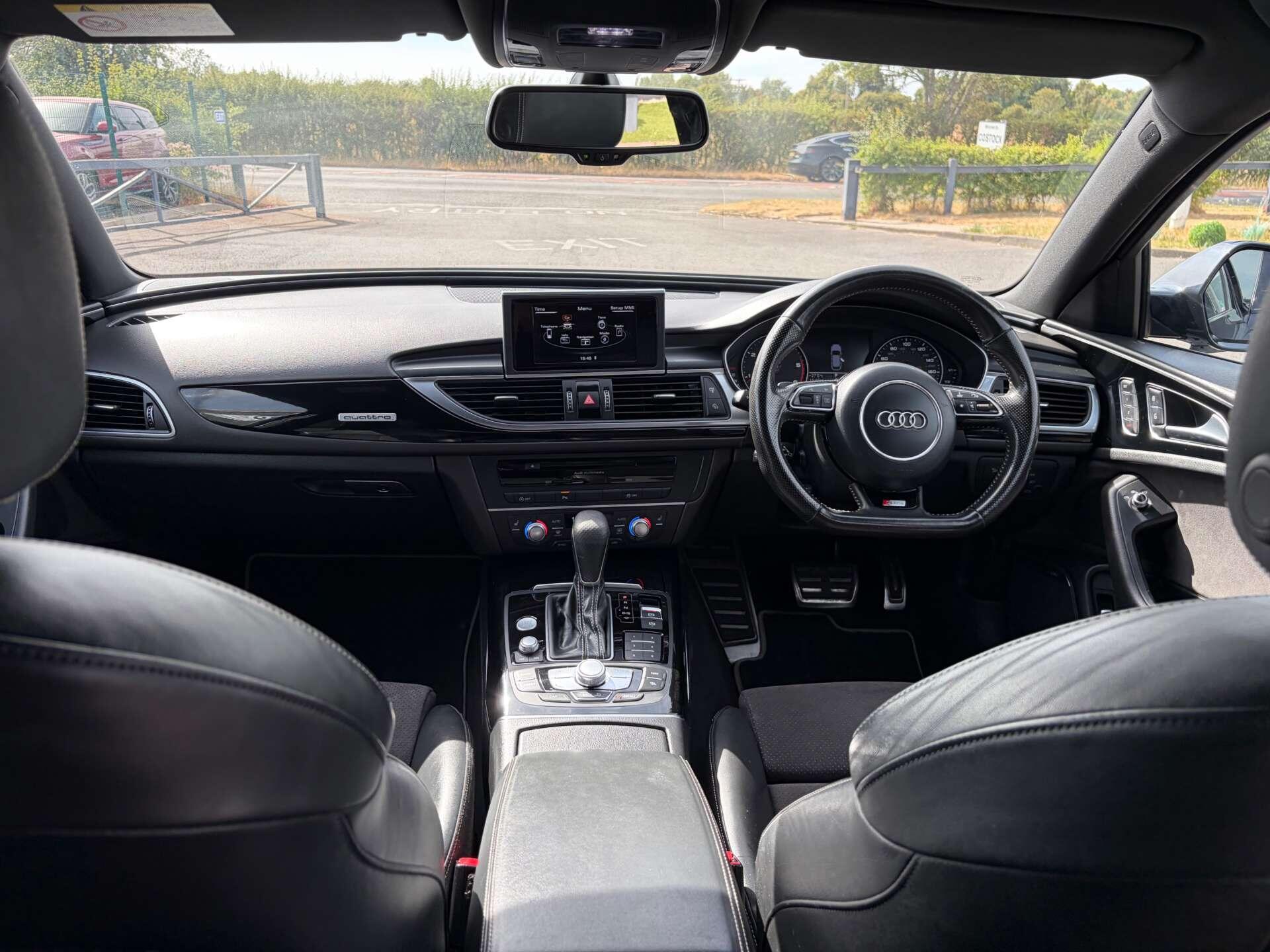 Audi A6 view 35
