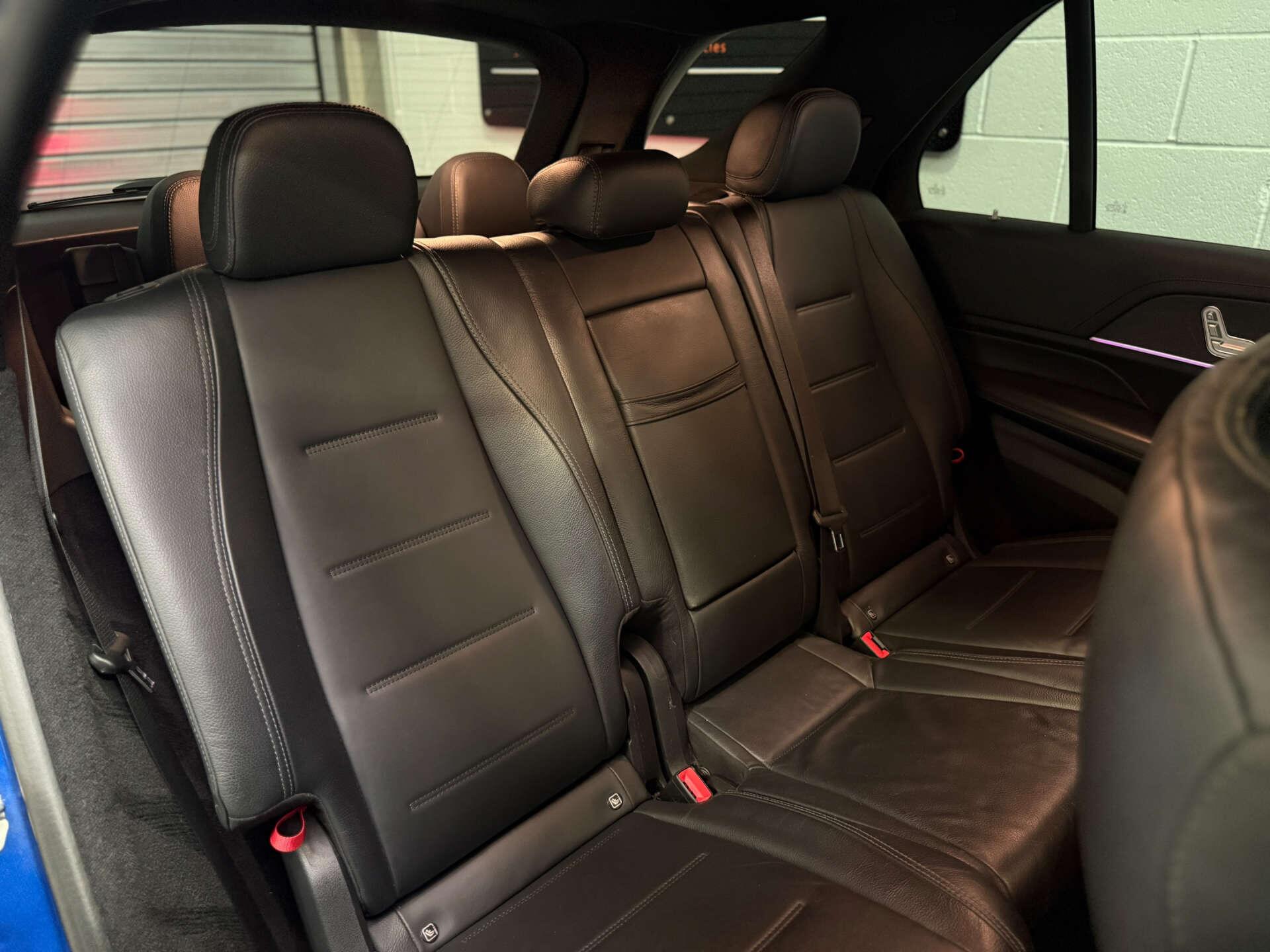 Mercedes-Benz Gle view 19