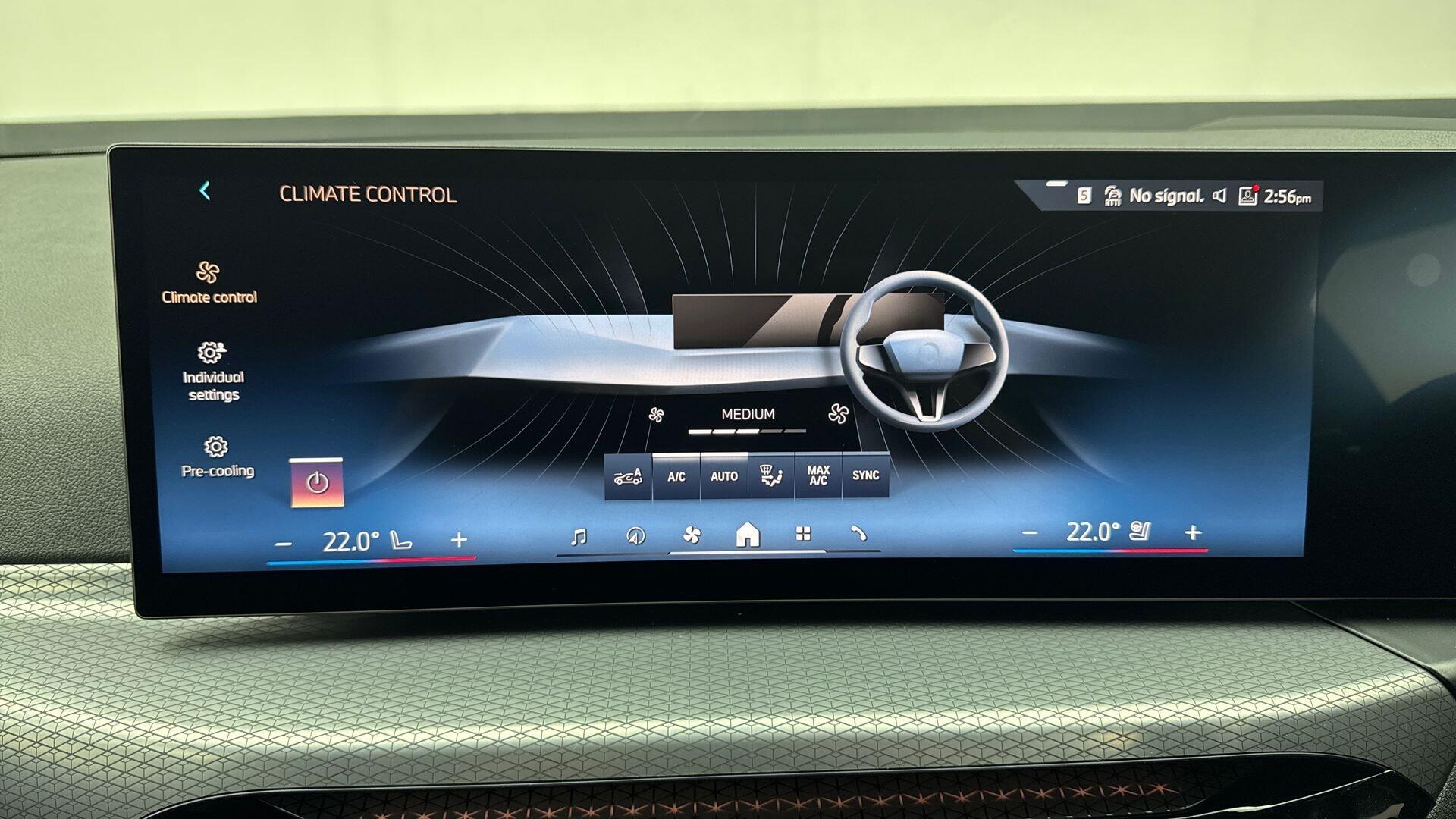 BMW 3 Series view 25
