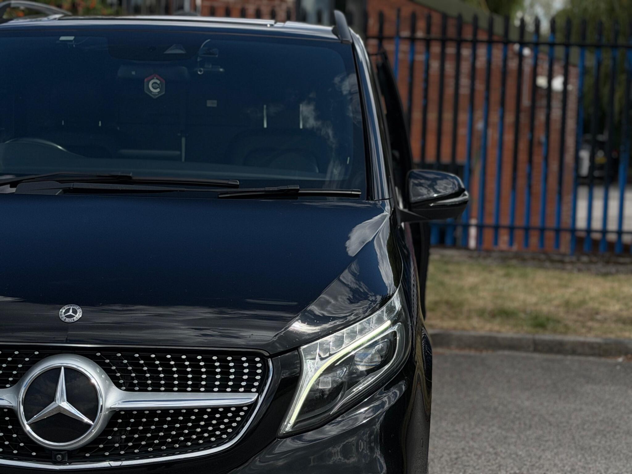 Mercedes-Benz V Class view 8