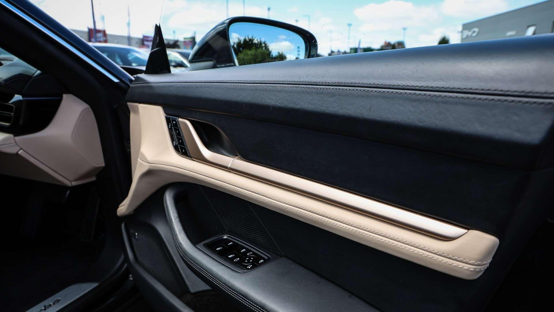 Porsche Taycan view 26