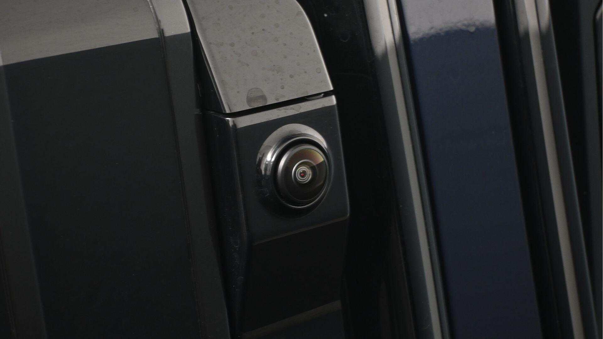 BMW X3 view 25