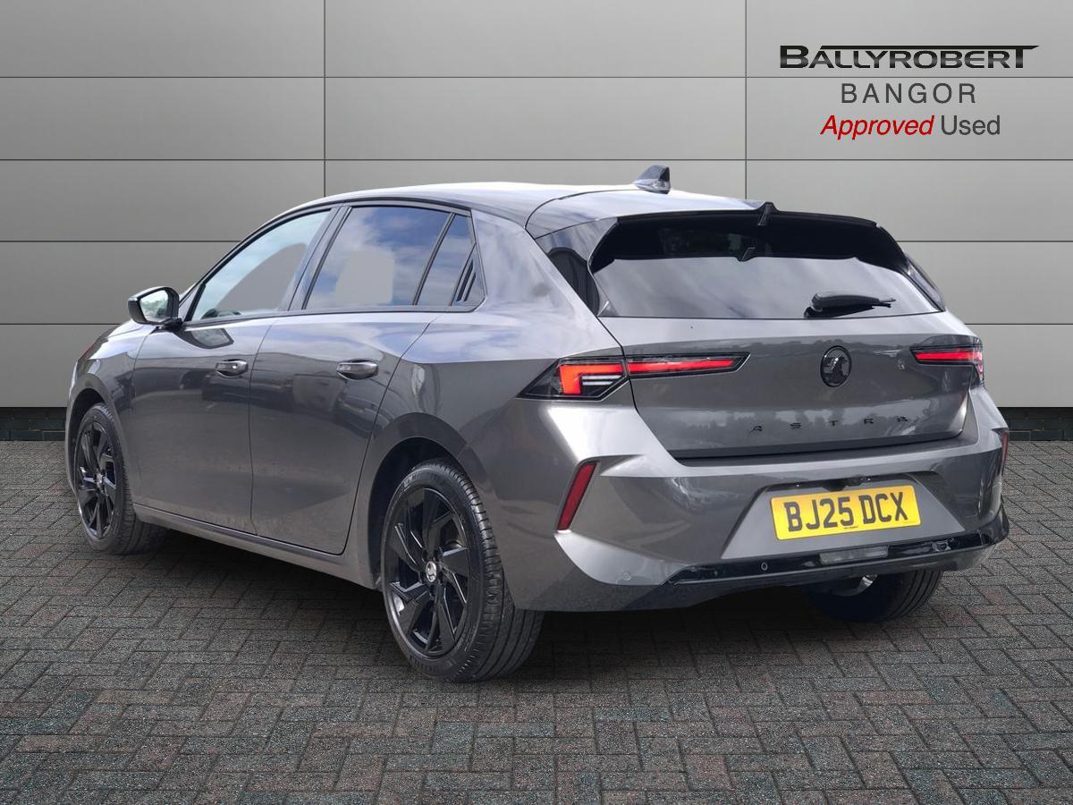 Vauxhall Astra view 2
