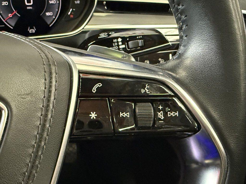 Audi A8 view 46