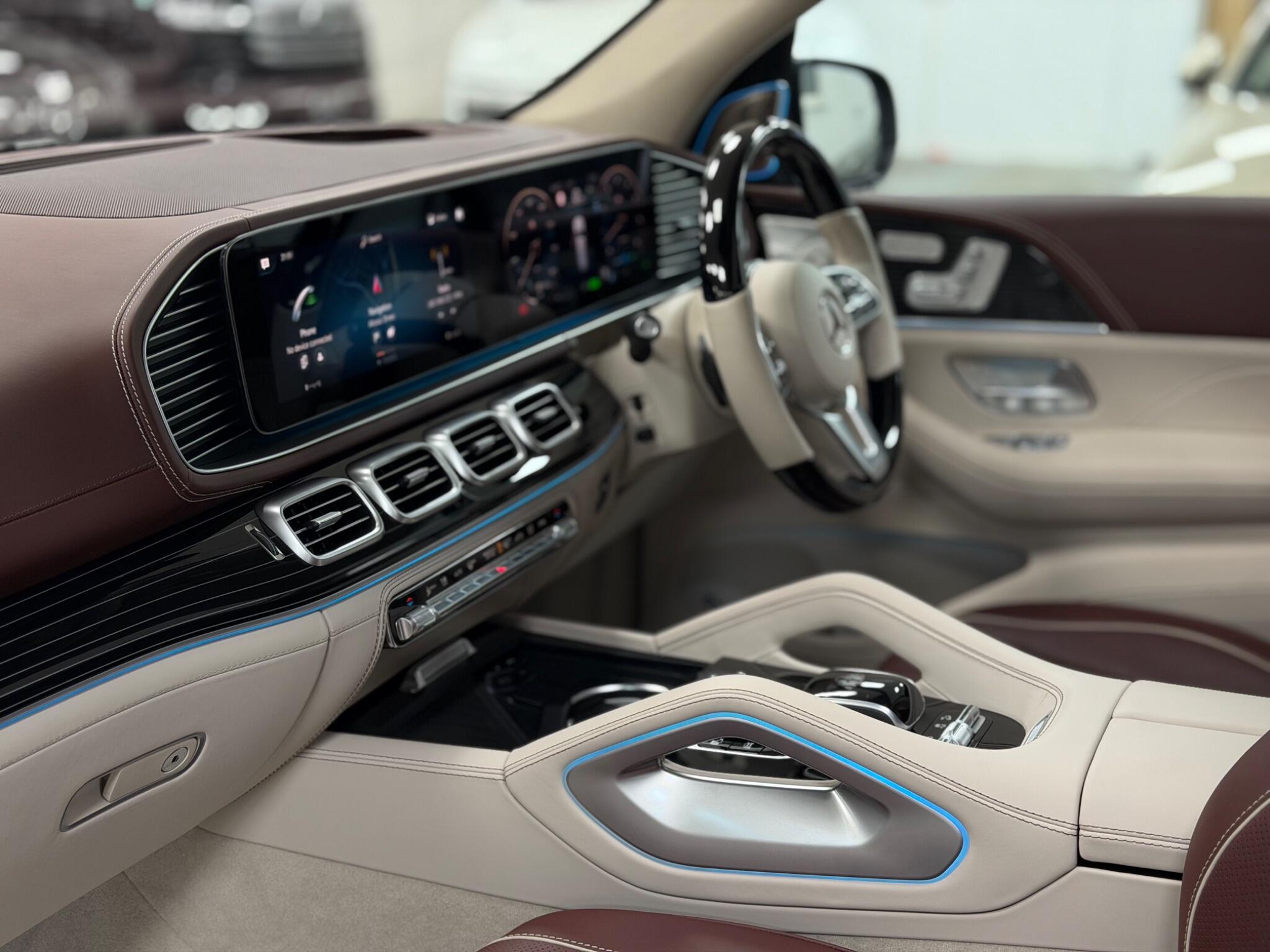 Mercedes-Benz GLS view 62