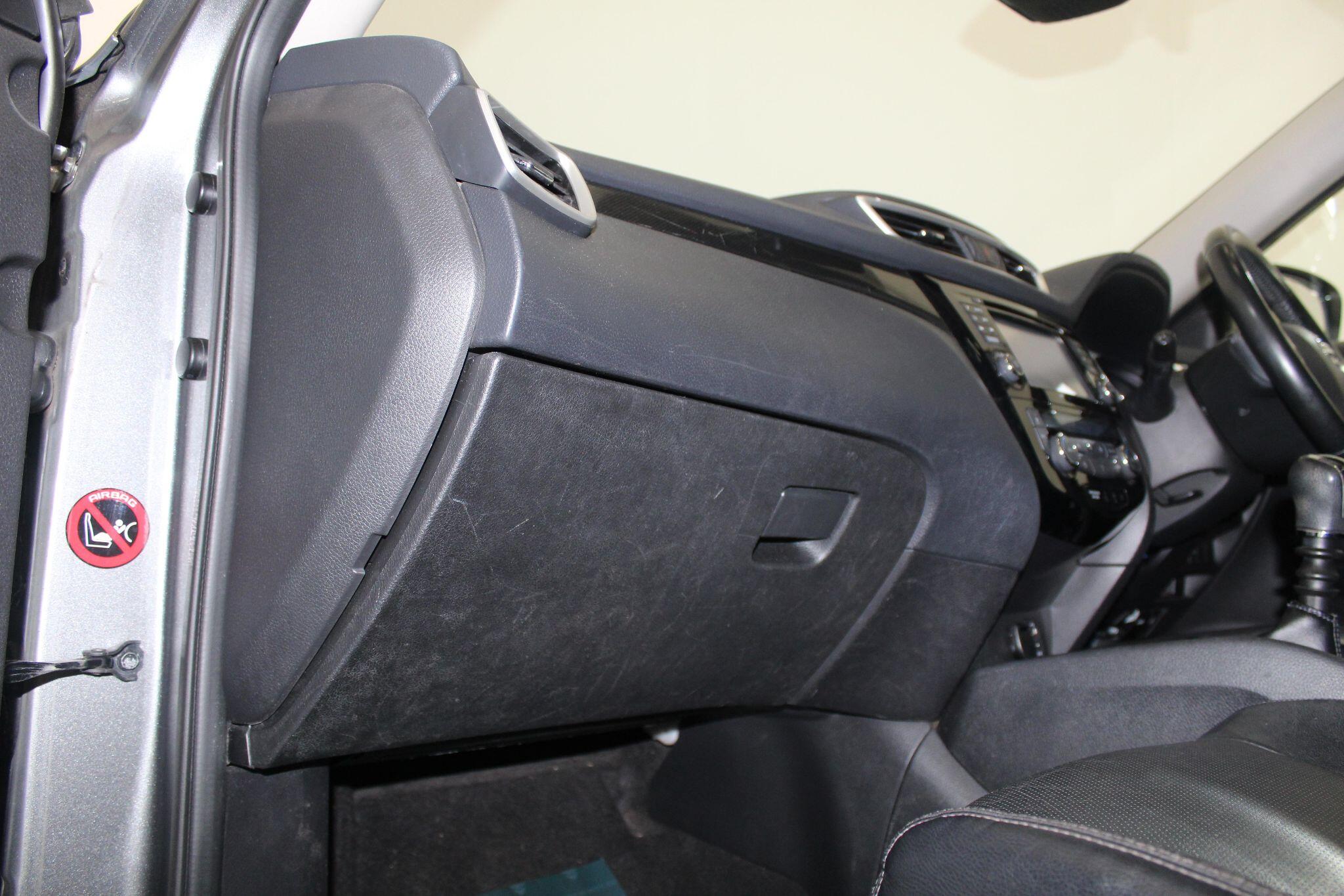 Nissan X-Trail view 33