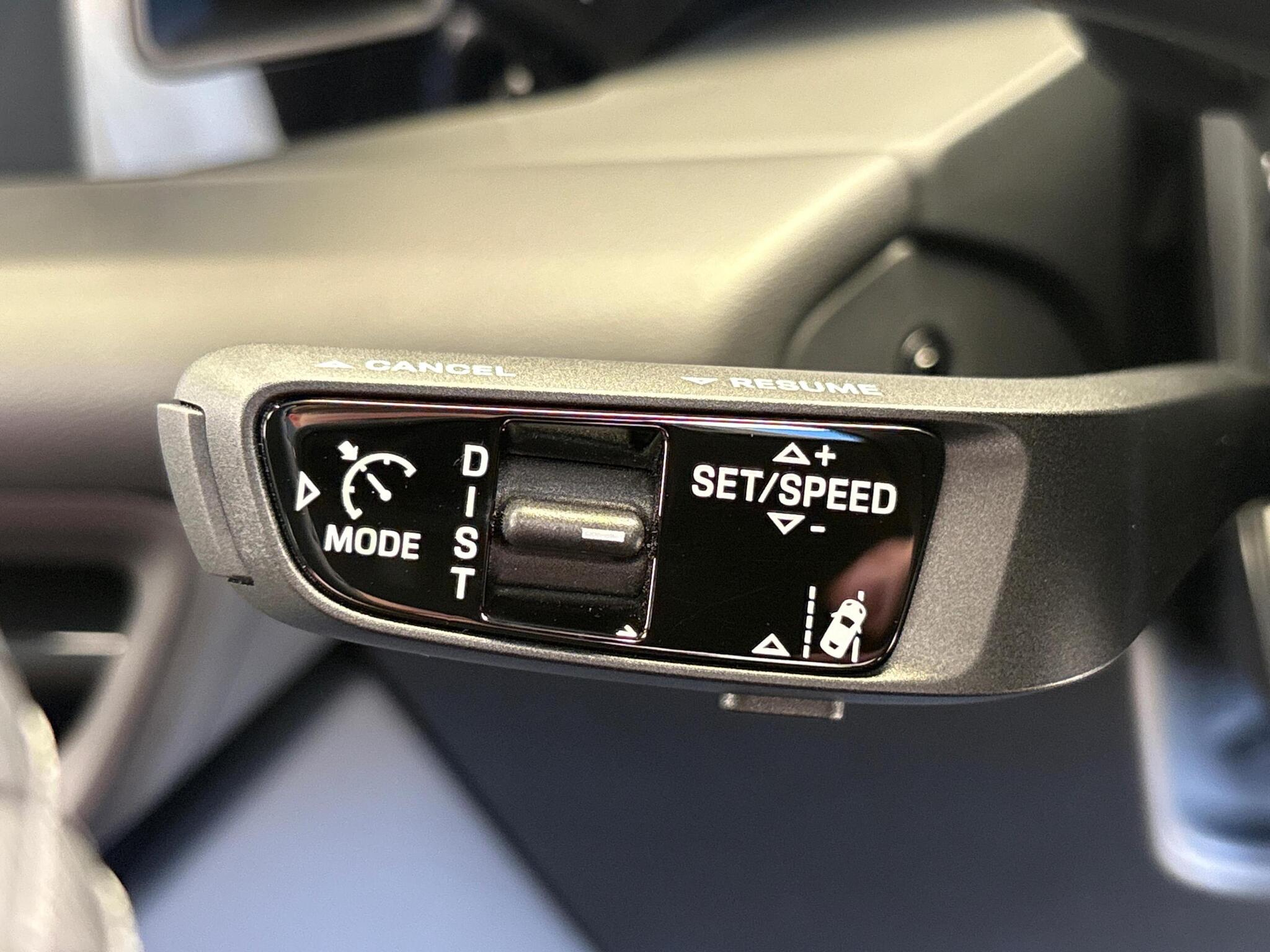 Porsche Macan view 40