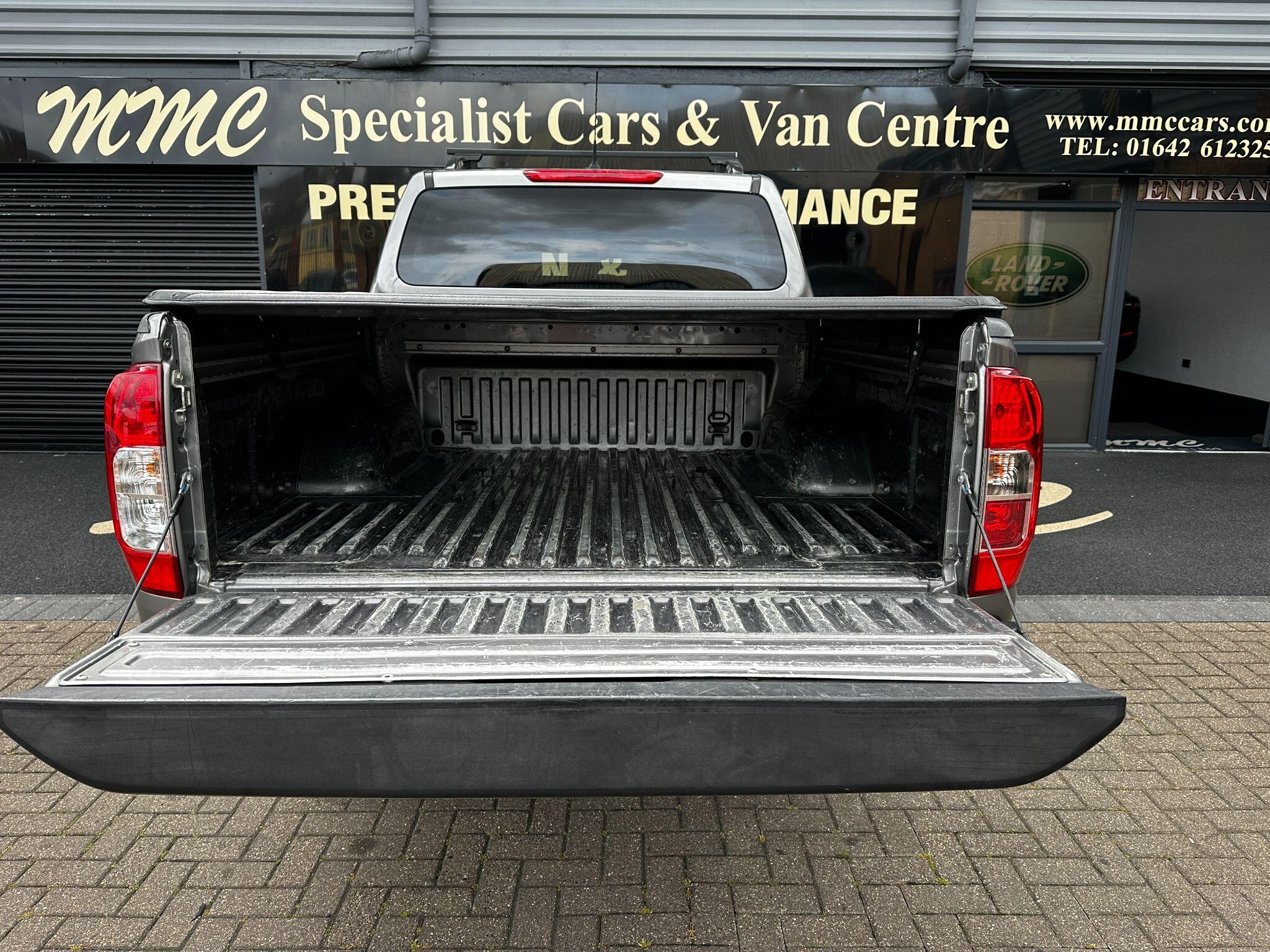 Nissan Navara view 36