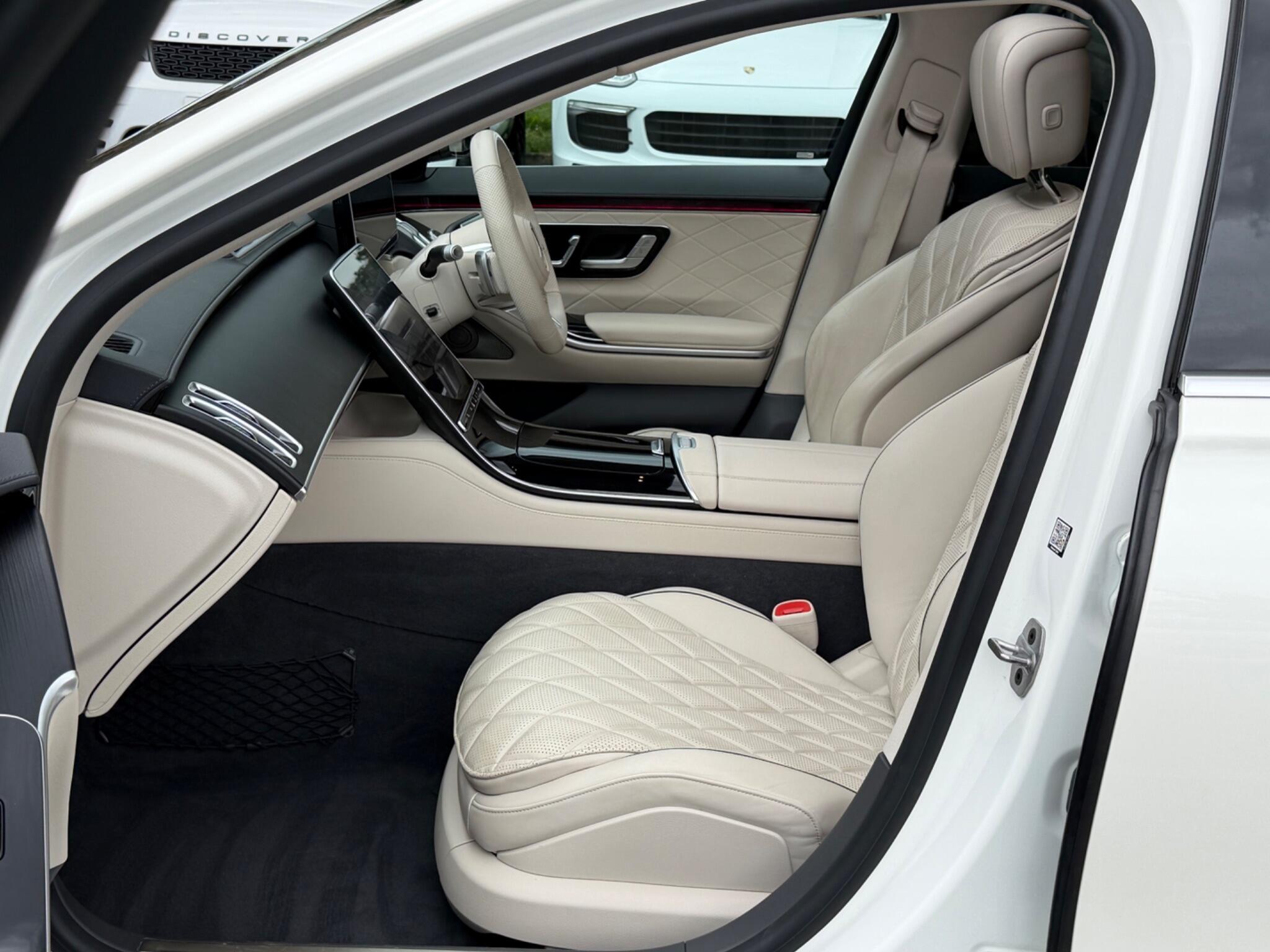 Mercedes-Benz S-Class view 19