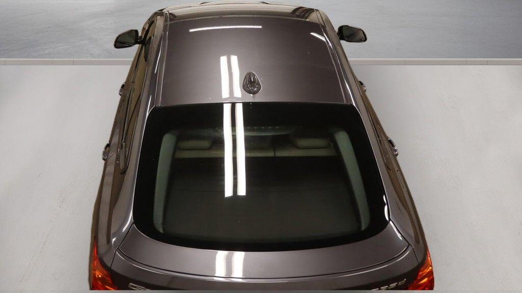 BMW 3 Series Gran Turismo view 10