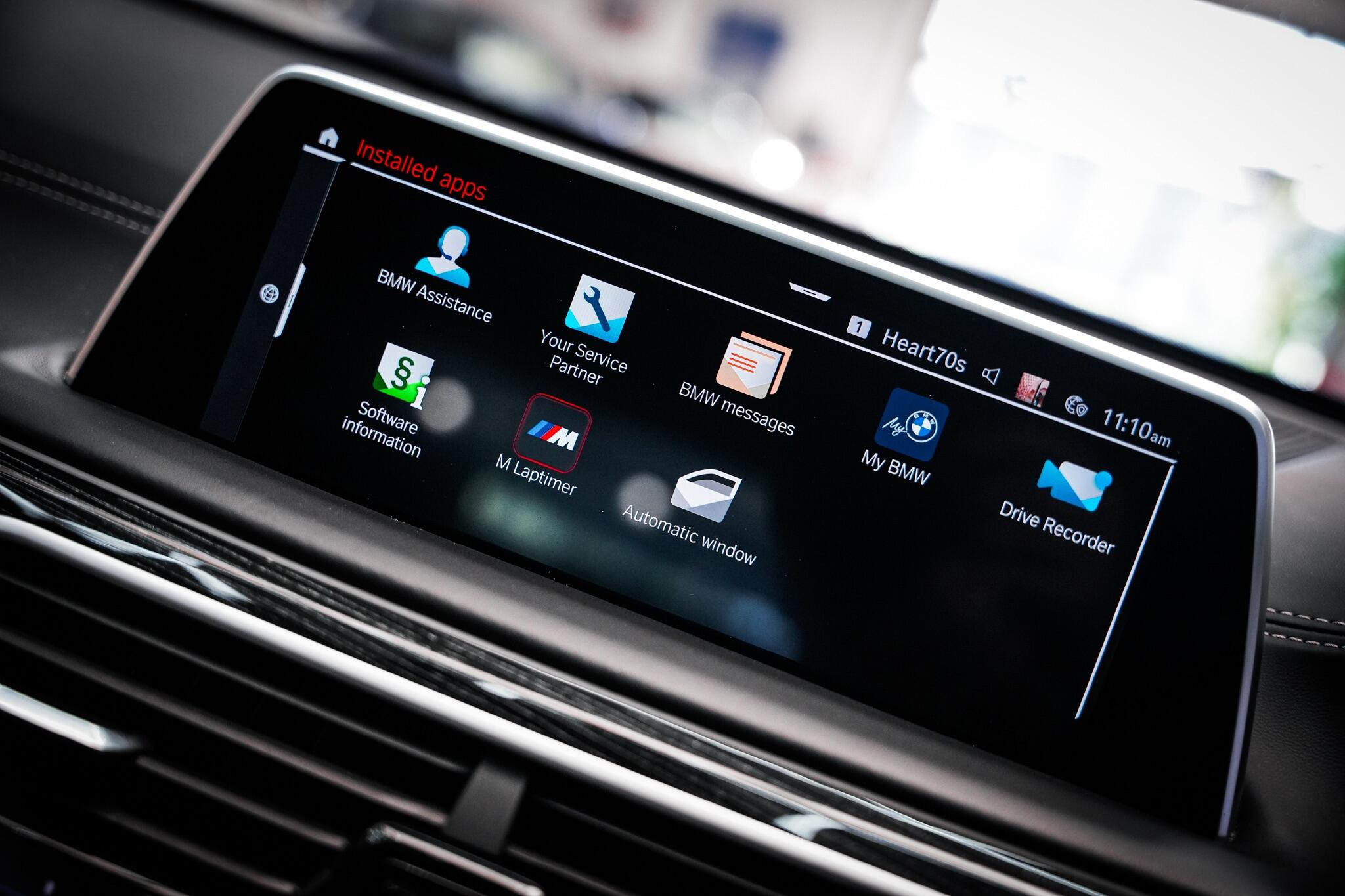 BMW 7 Series view 7