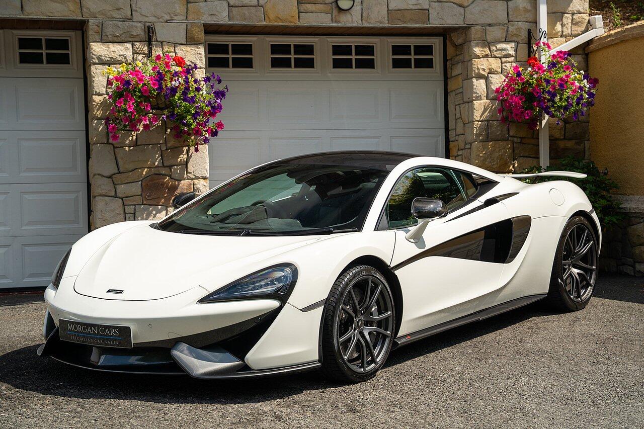 McLaren 570S view 49