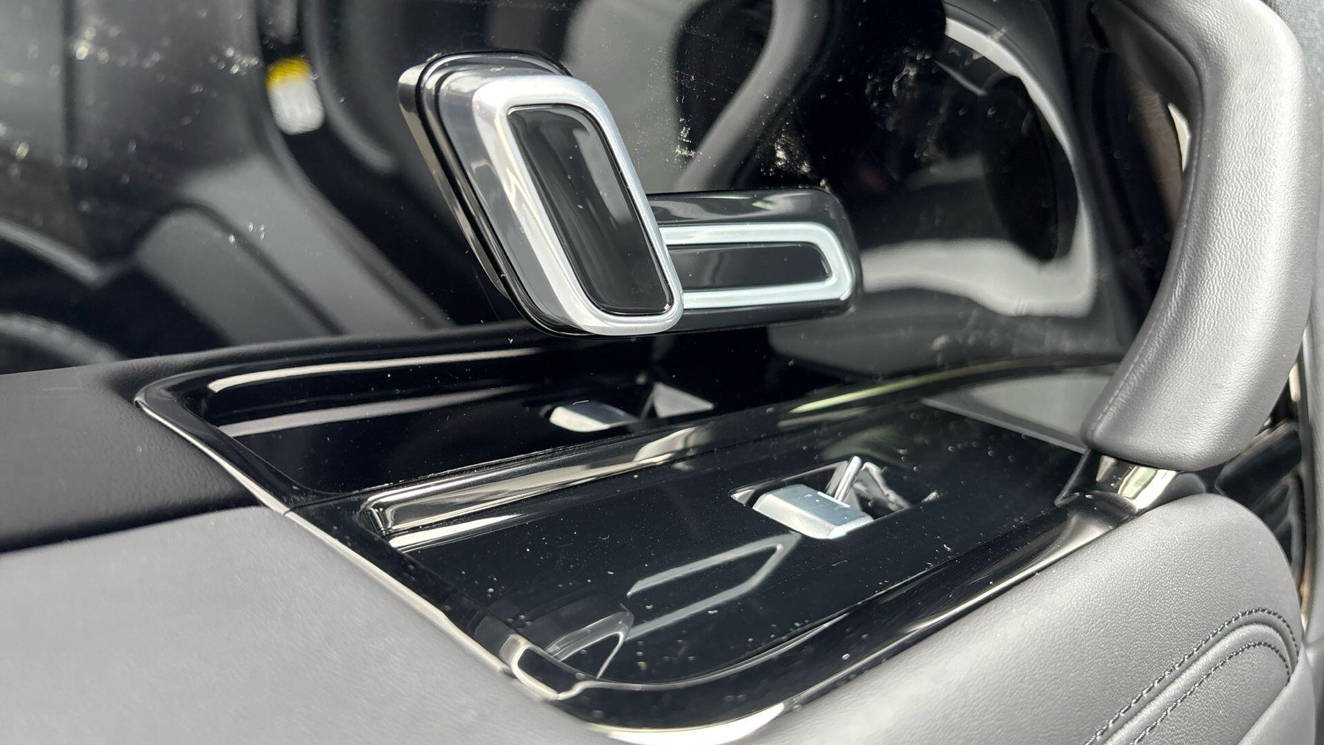 Land Rover Range Rover Sport view 61