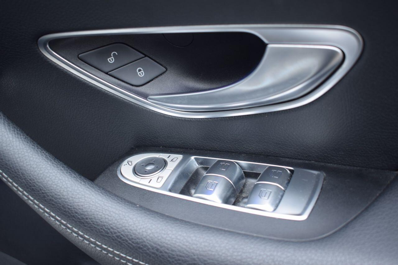 Mercedes-Benz E-Class view 55
