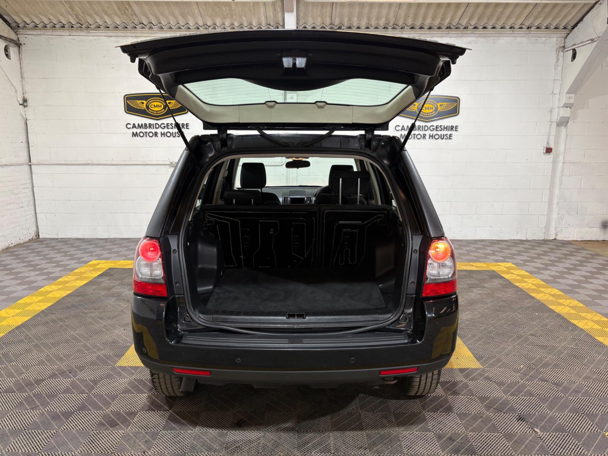 Land Rover Freelander 2 view 50