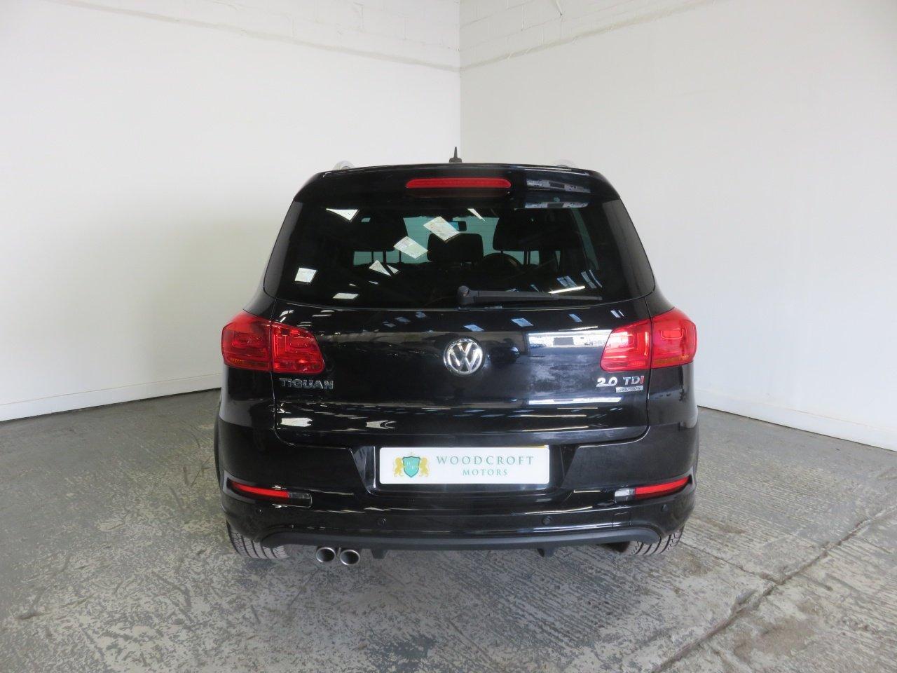 Volkswagen Tiguan view 14