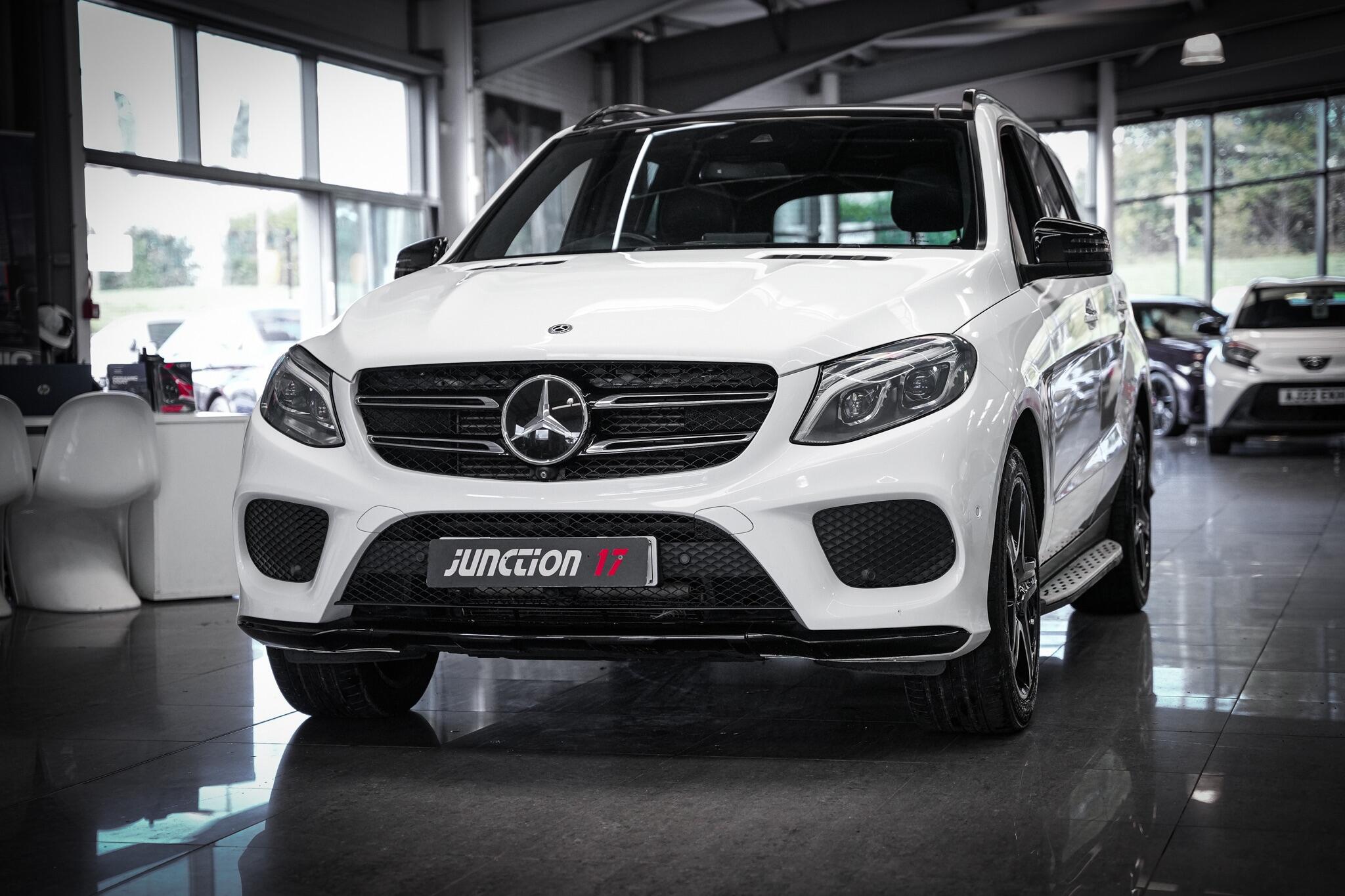 Mercedes-Benz GLE view 13