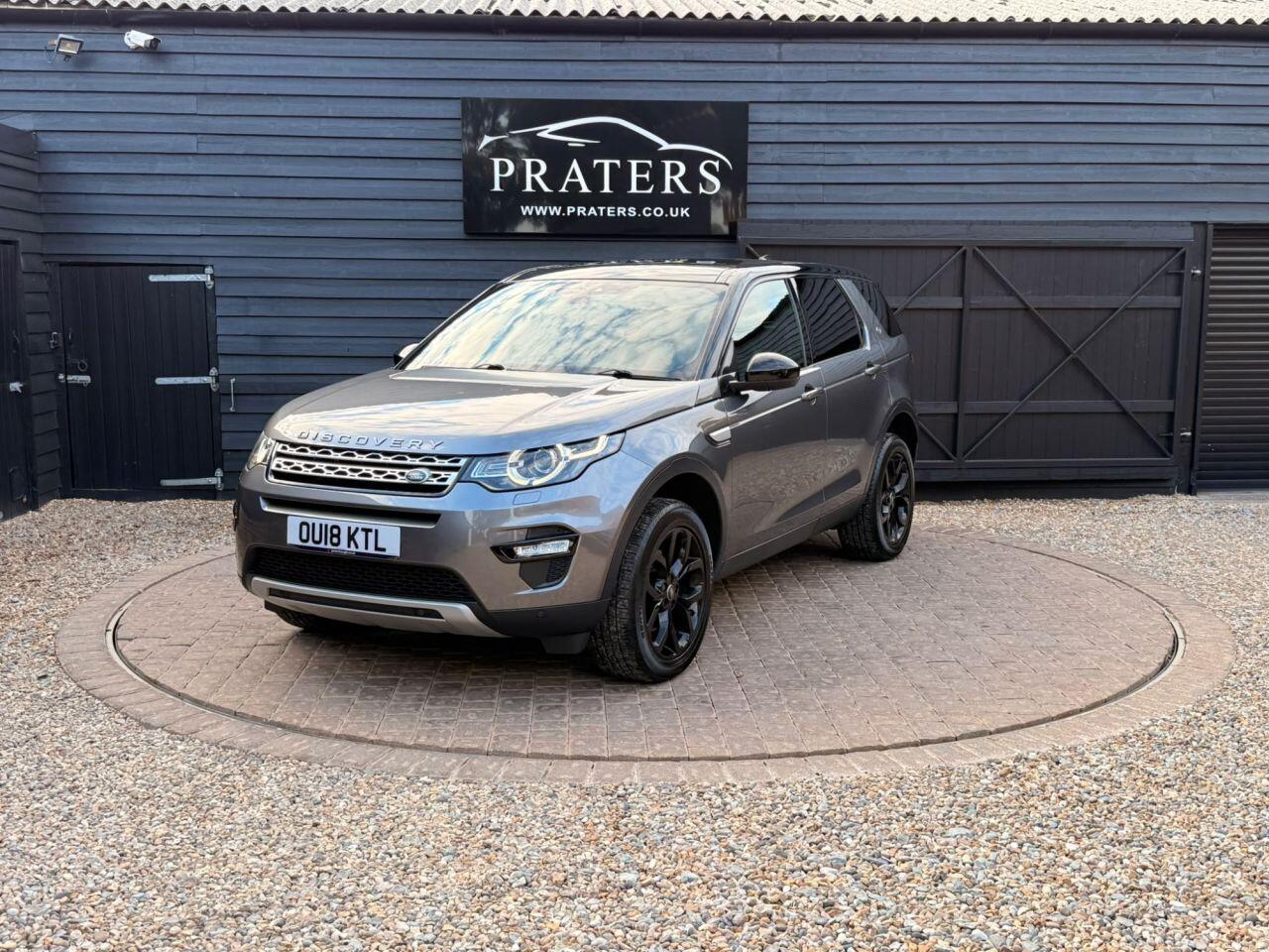 Land Rover Discovery Sport view 2