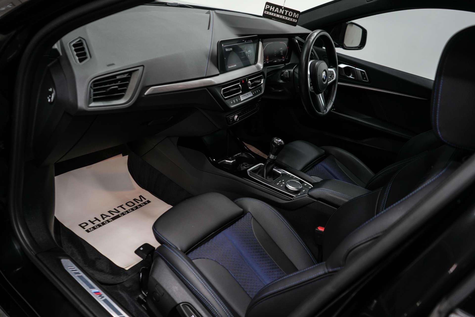 BMW 1 Series view 23