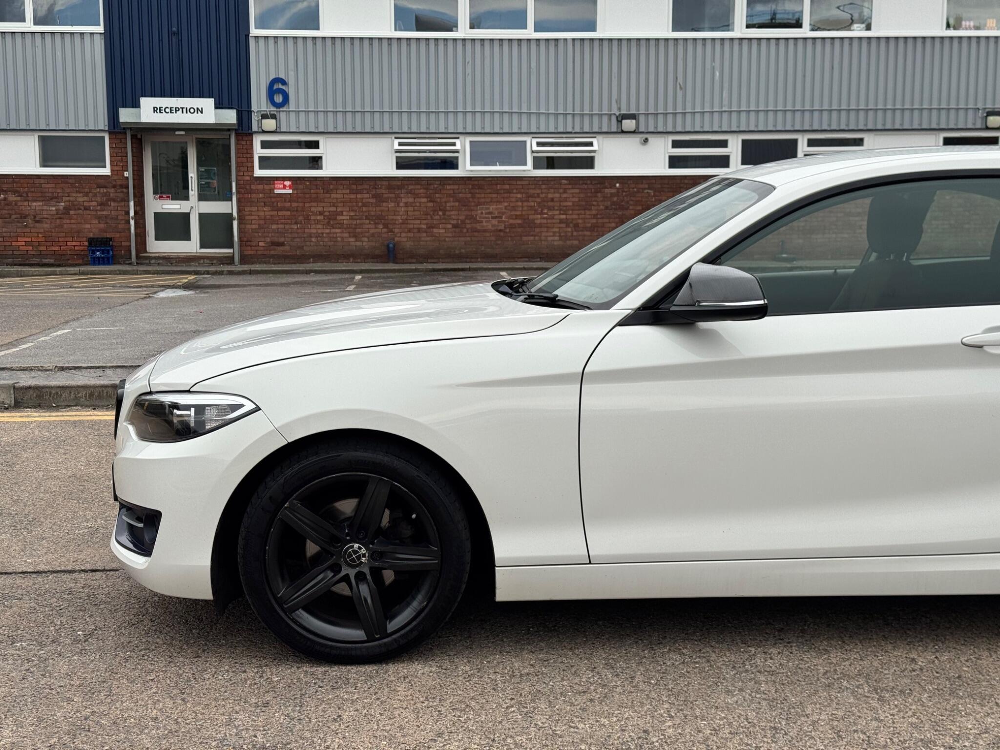 BMW 2 Series view 11