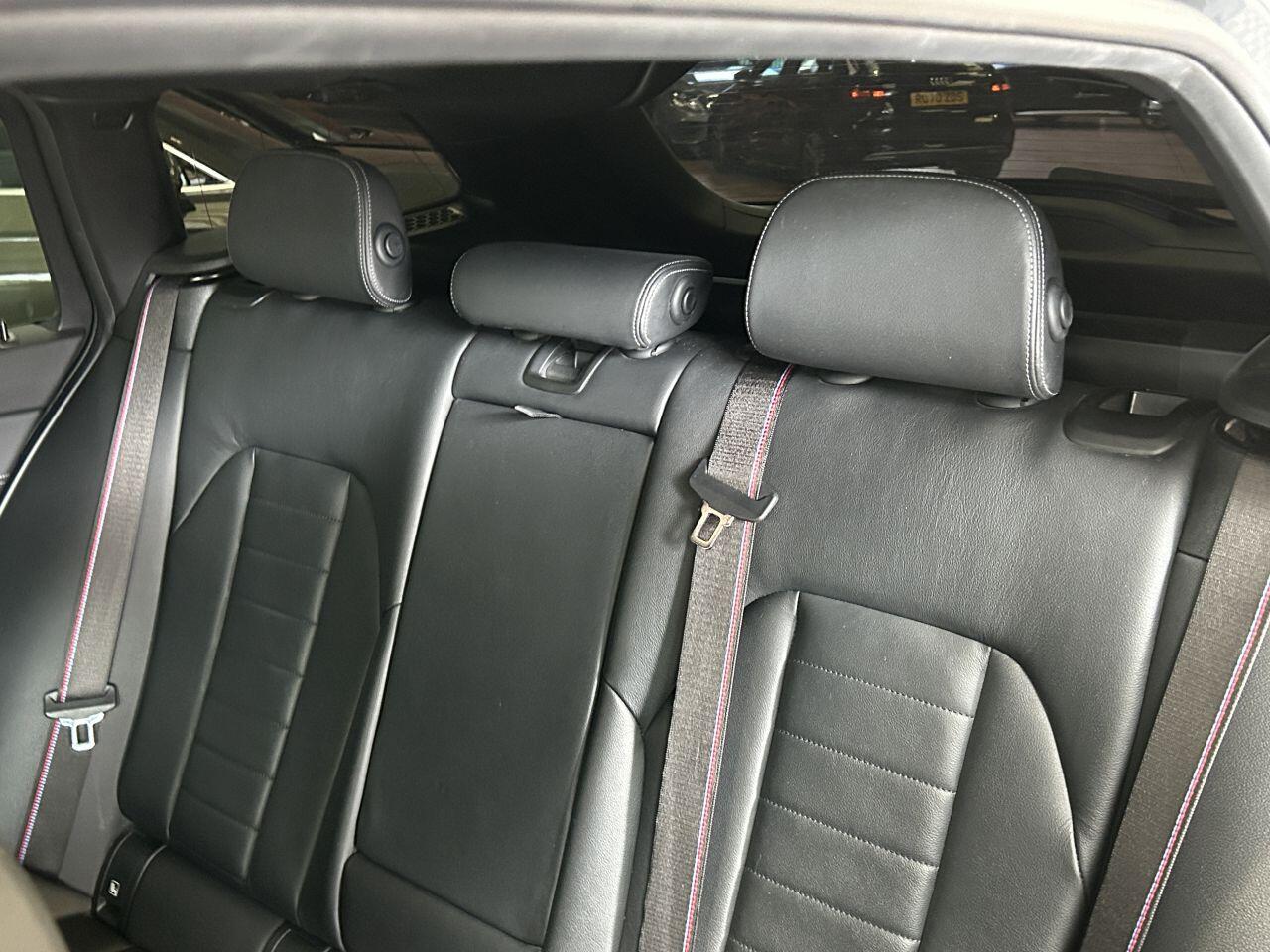 BMW 3 Series view 54