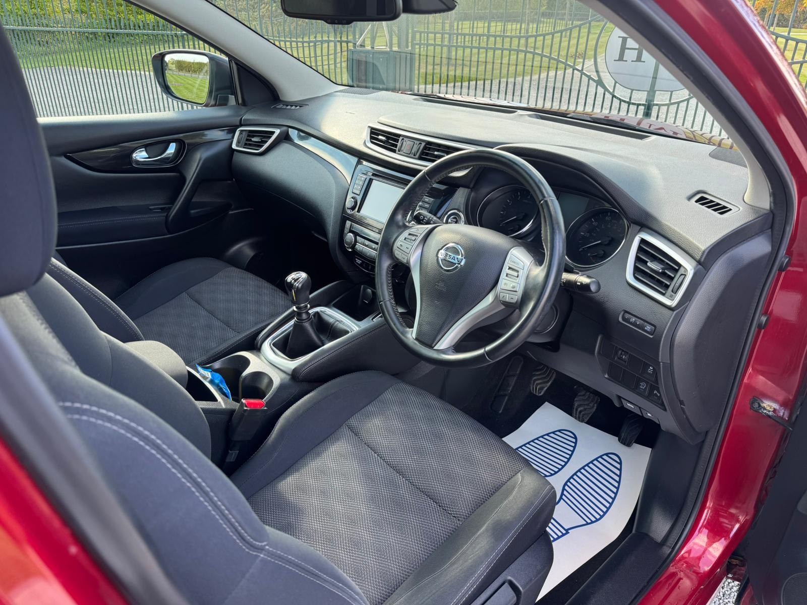 2014 Nissan Qashqai image 13