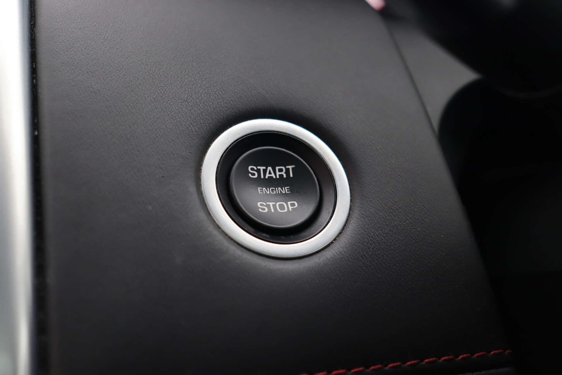Land Rover Discovery Sport view 26