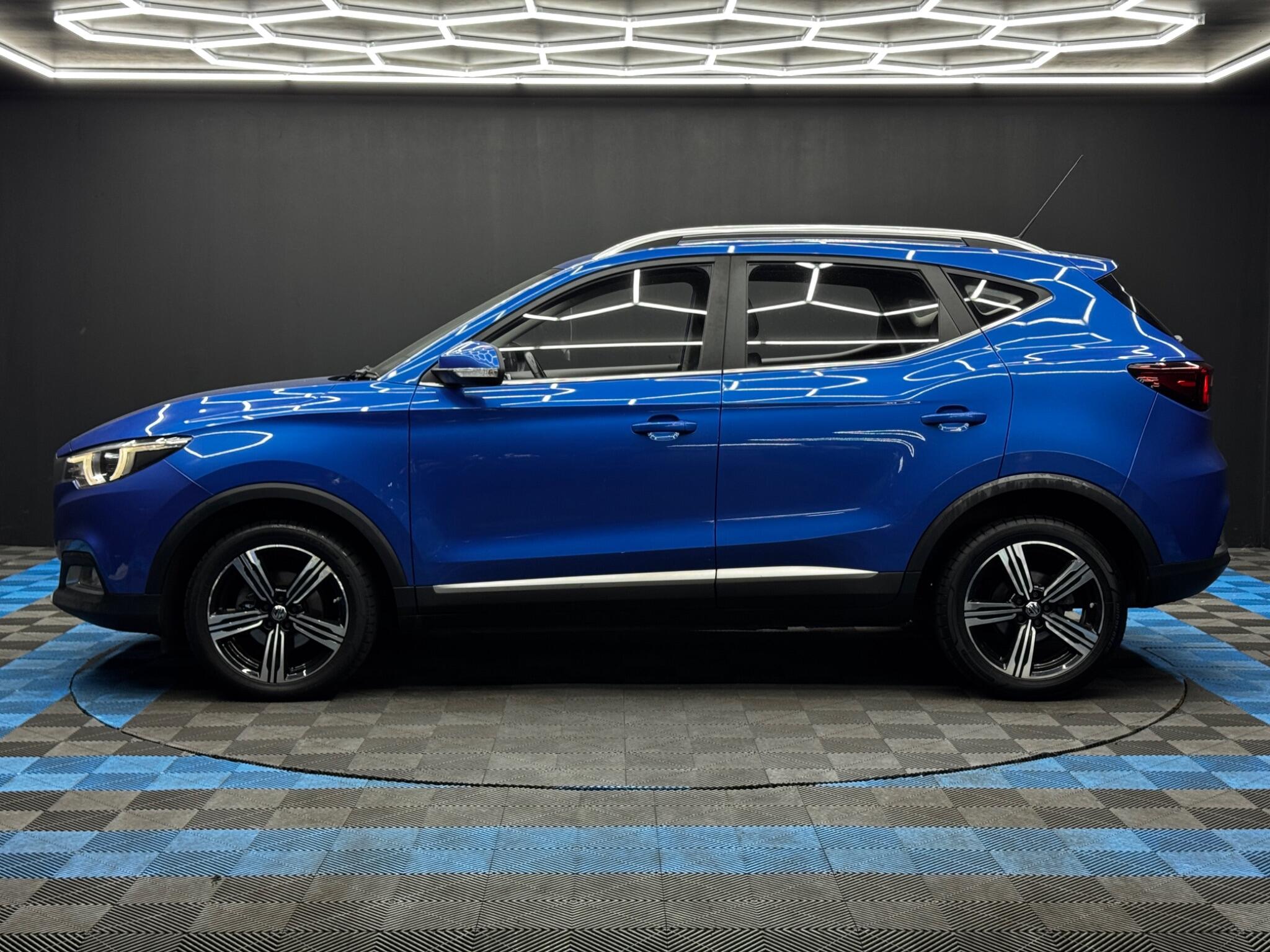 MG ZS view 8