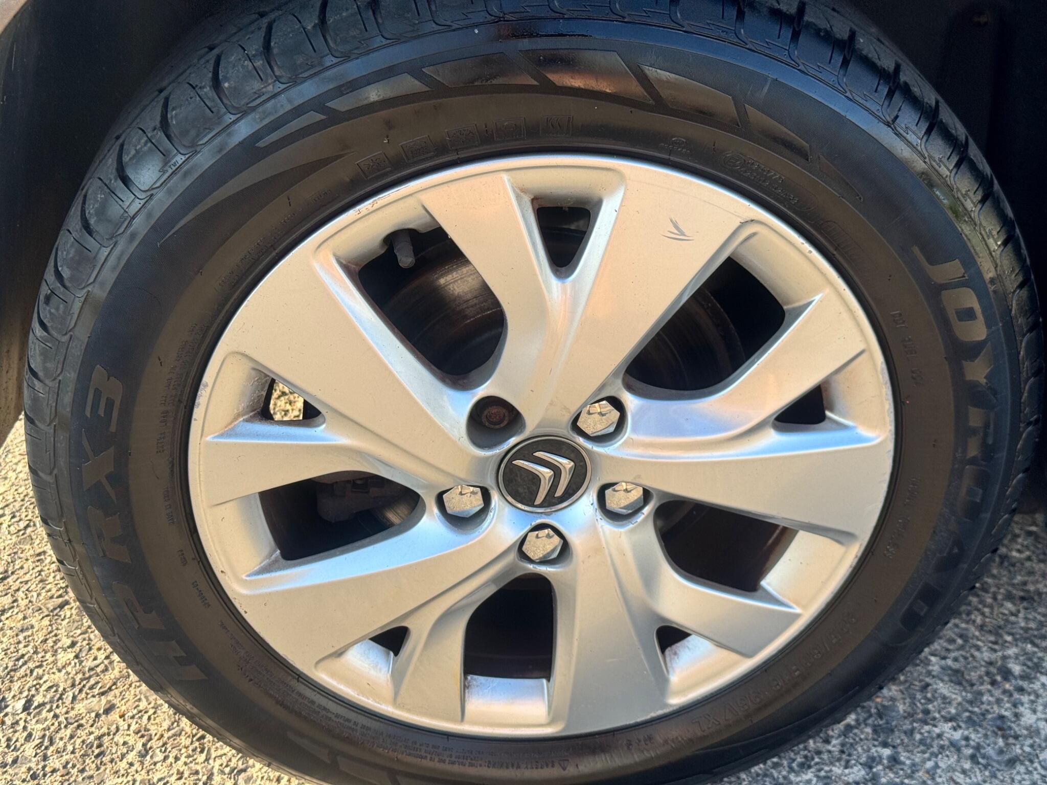 Citroen C4 Picasso view 42