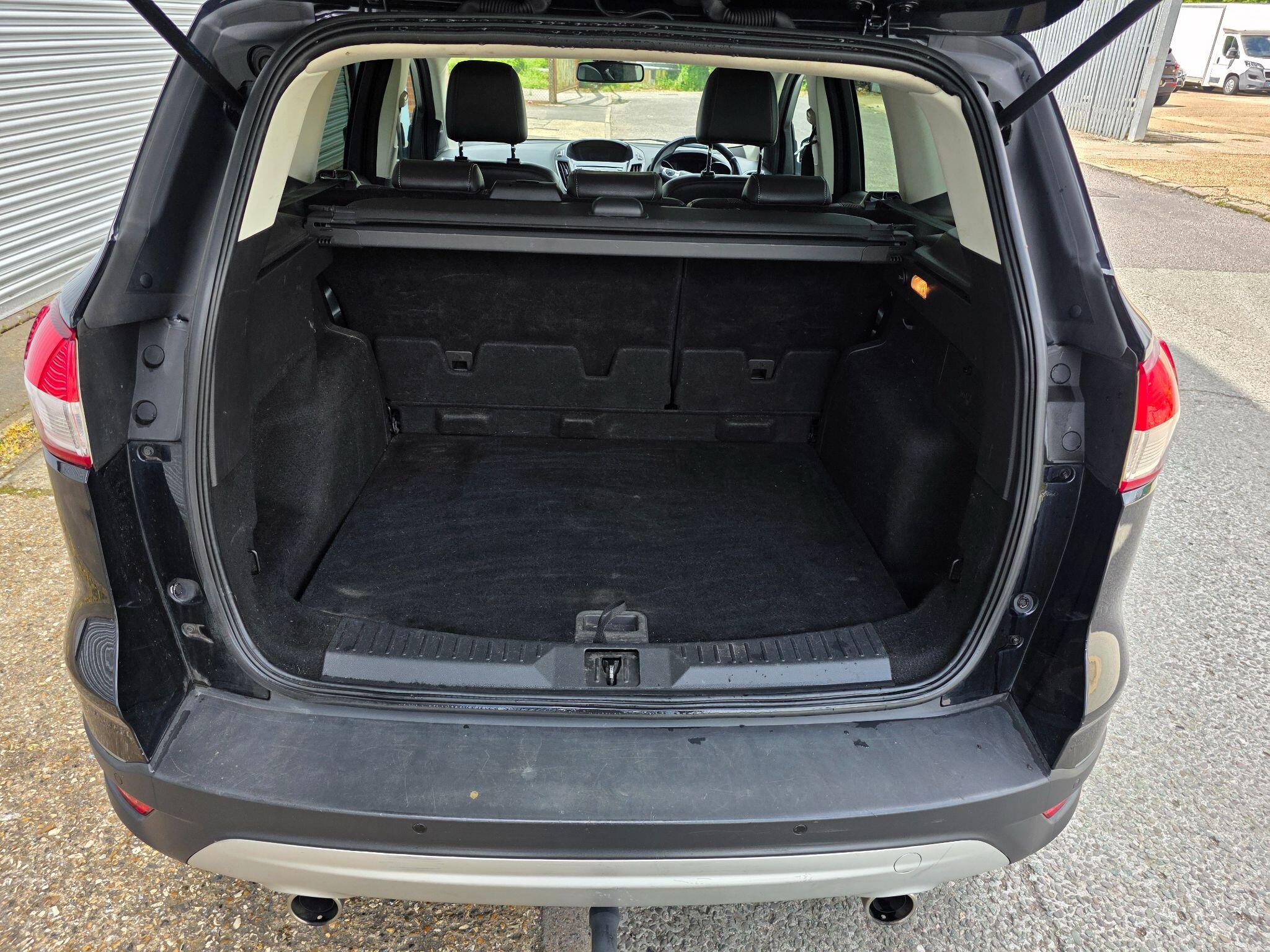 Ford Kuga view 10