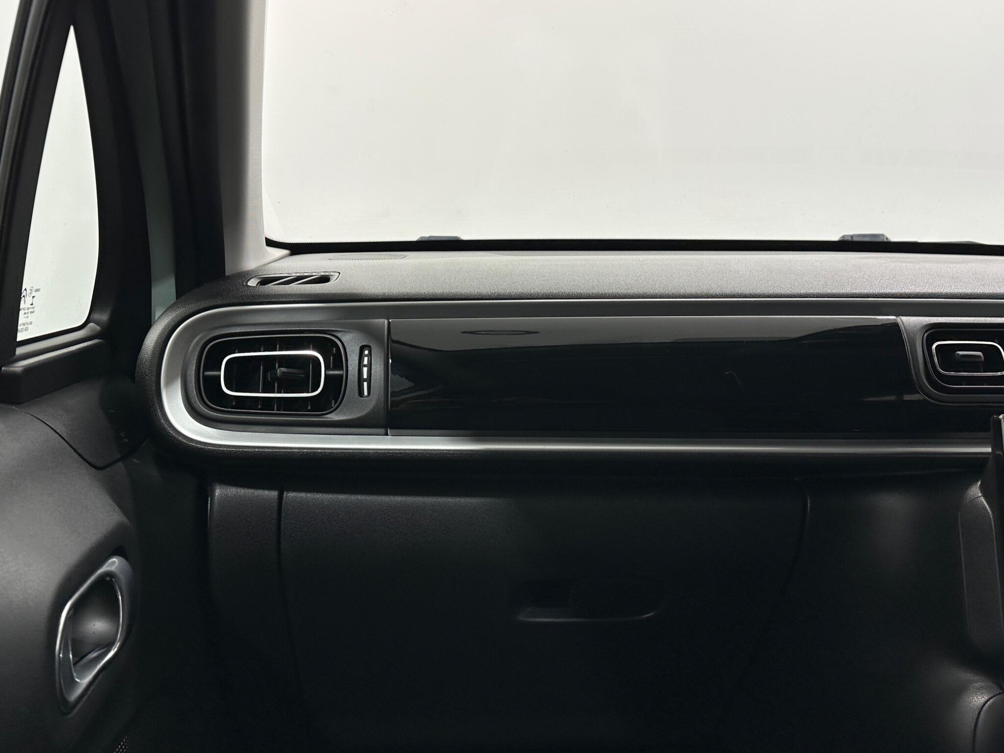 Citroen C3 view 28