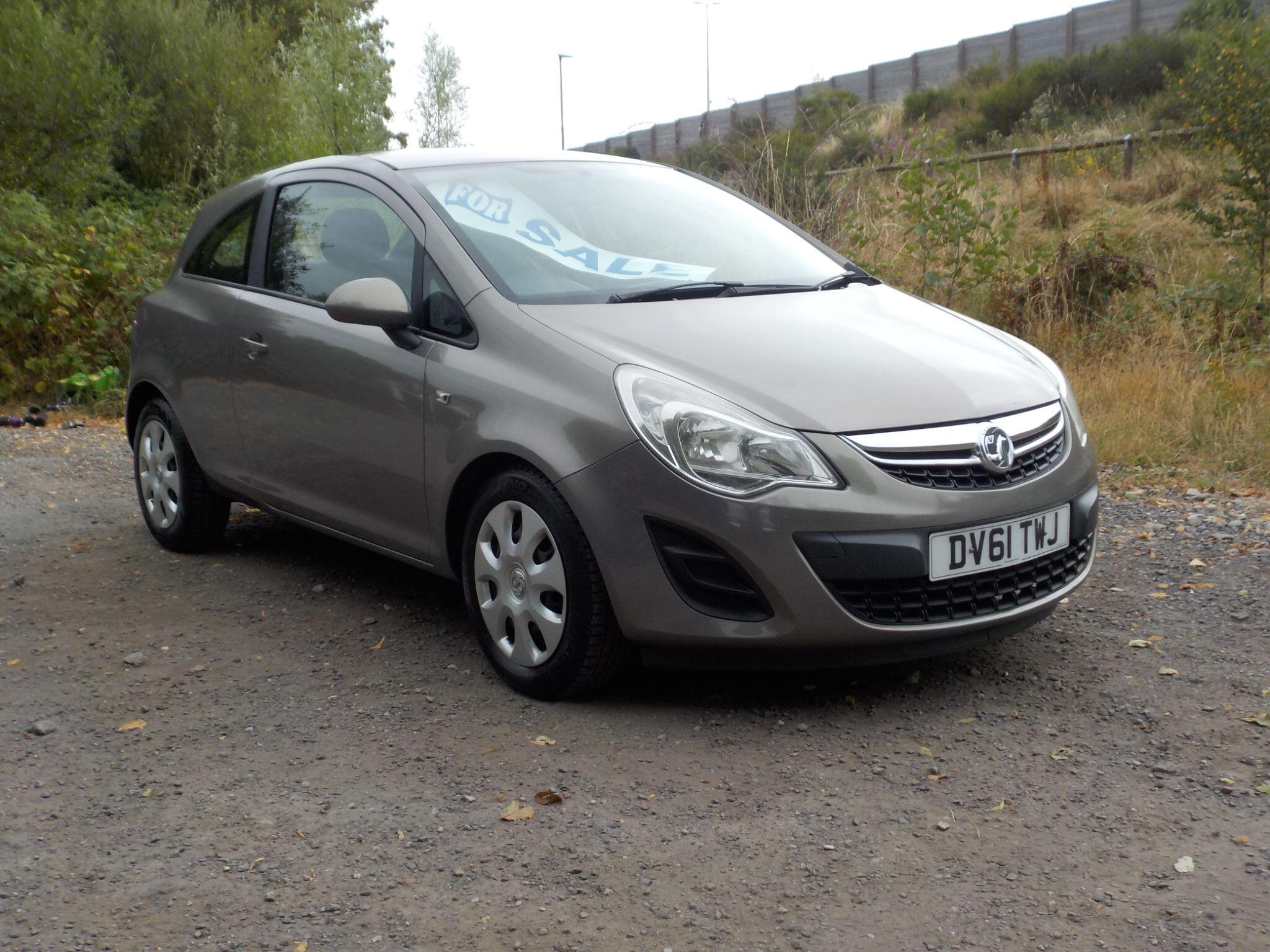 Vauxhall Corsa 1.2i ecoFLEX 16V Exclusiv Euro 5 (s/s) 3dr (A/C)
