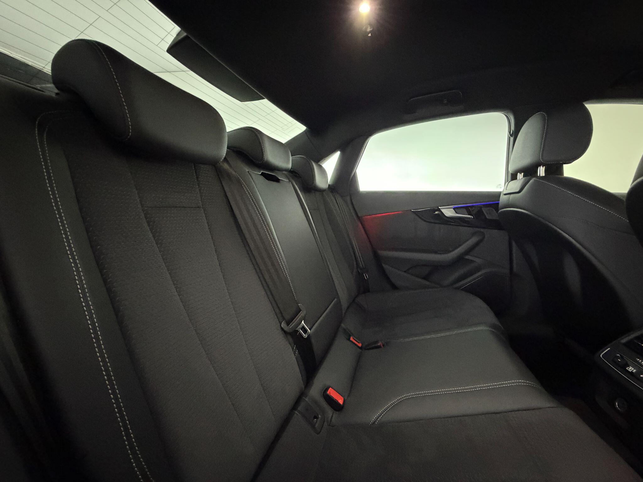 Audi A4 view 41