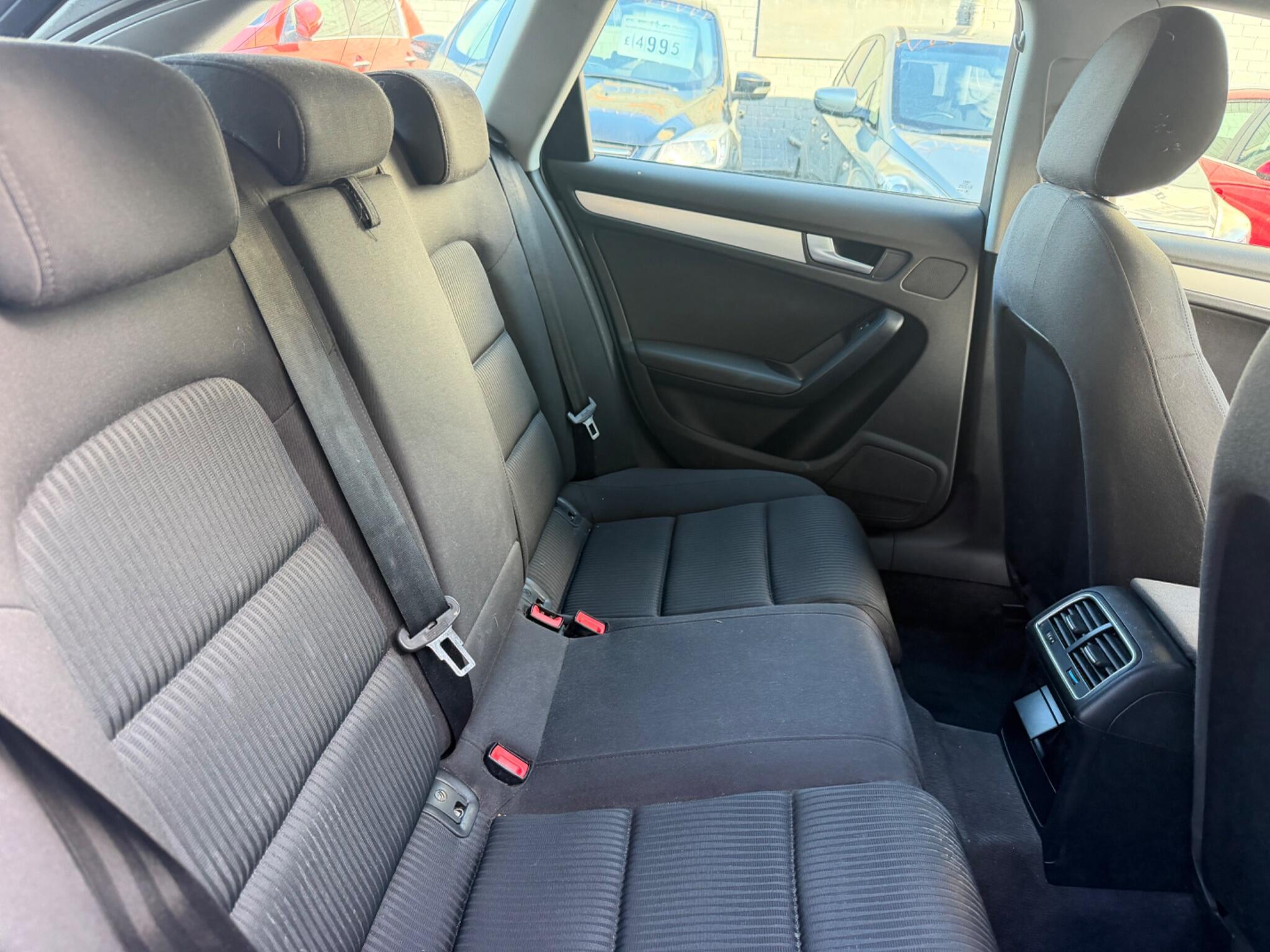Audi A4 view 19