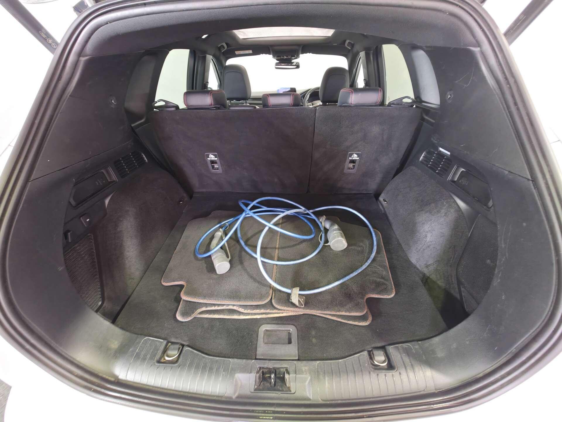 Ford Kuga view 13