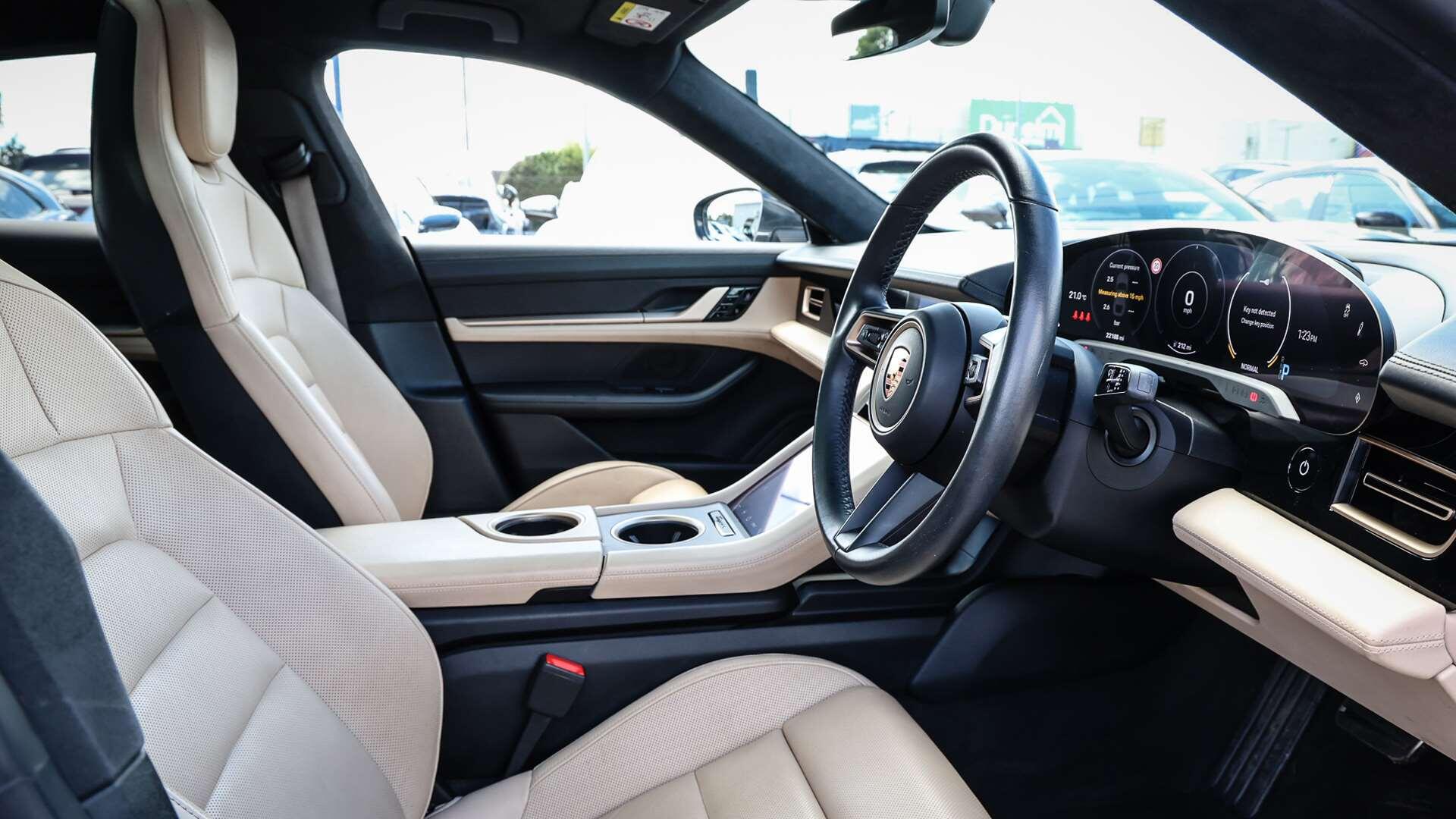 Porsche Taycan view 12