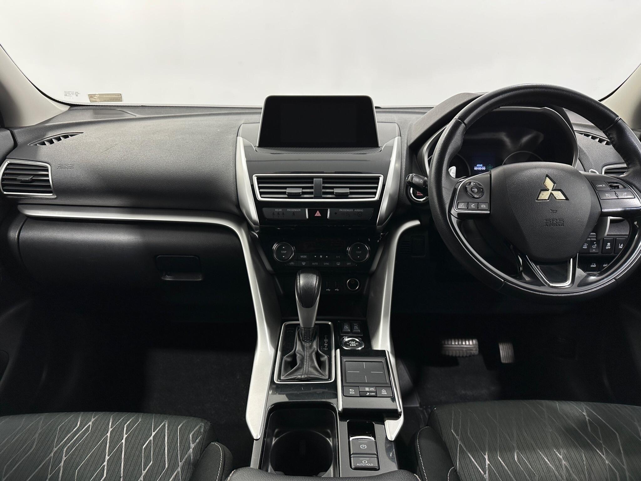 Mitsubishi Eclipse Cross view 20