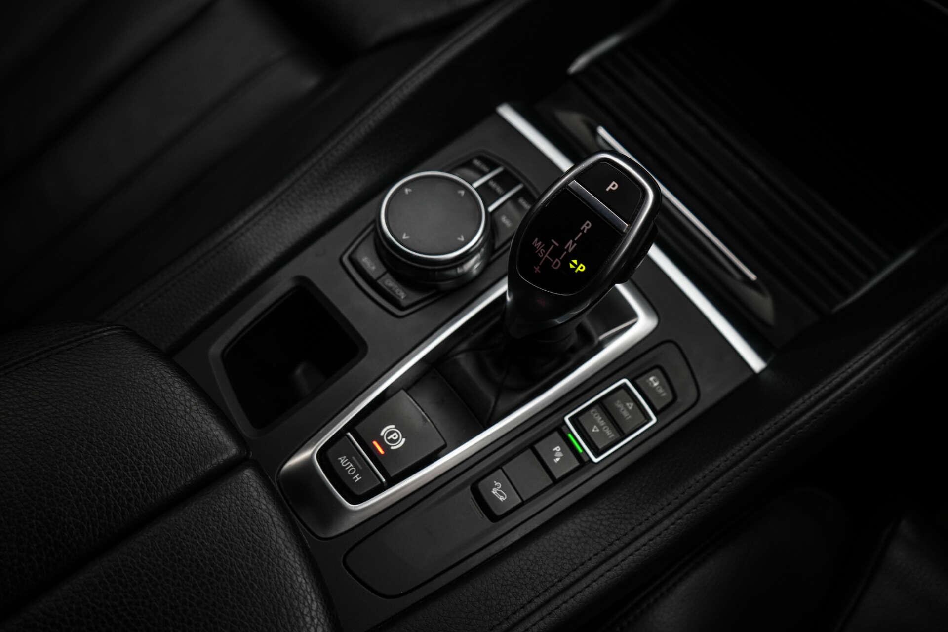 BMW X6 view 35