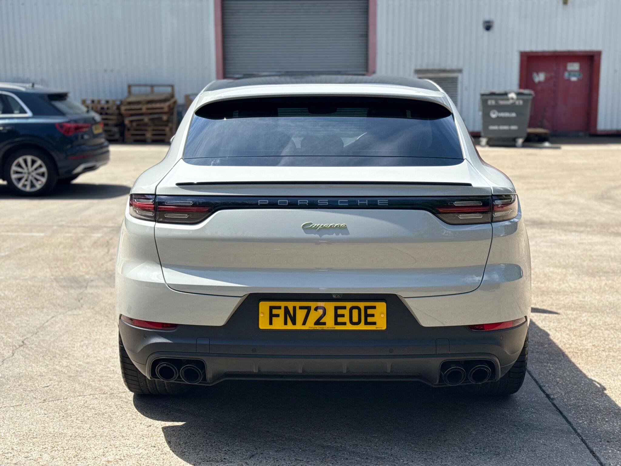 Porsche Cayenne view 7