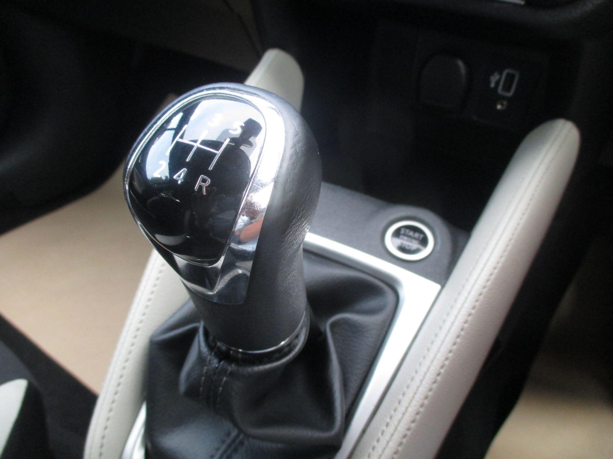 Nissan Micra view 43