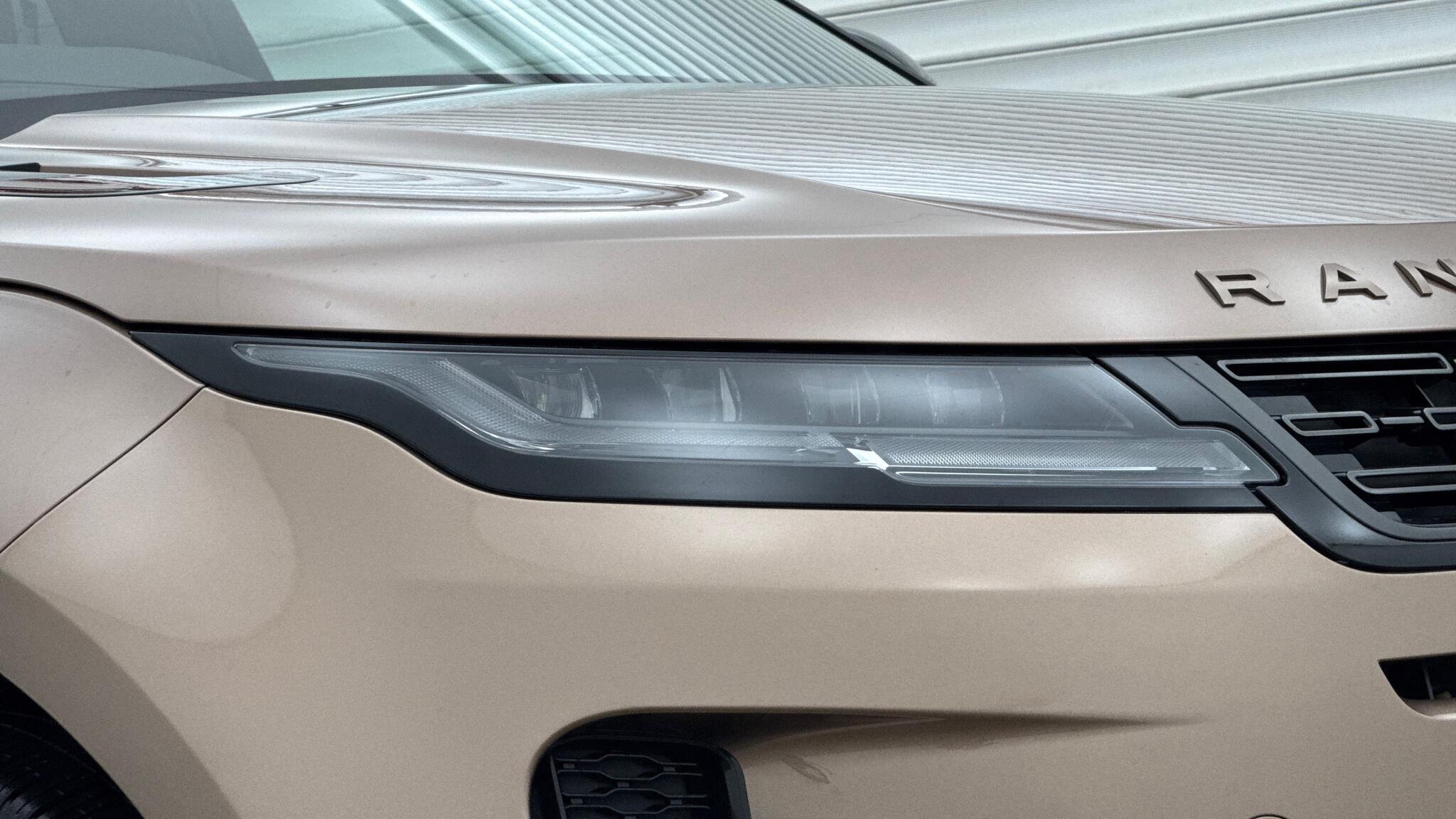 Land Rover Range Rover Evoque view 17