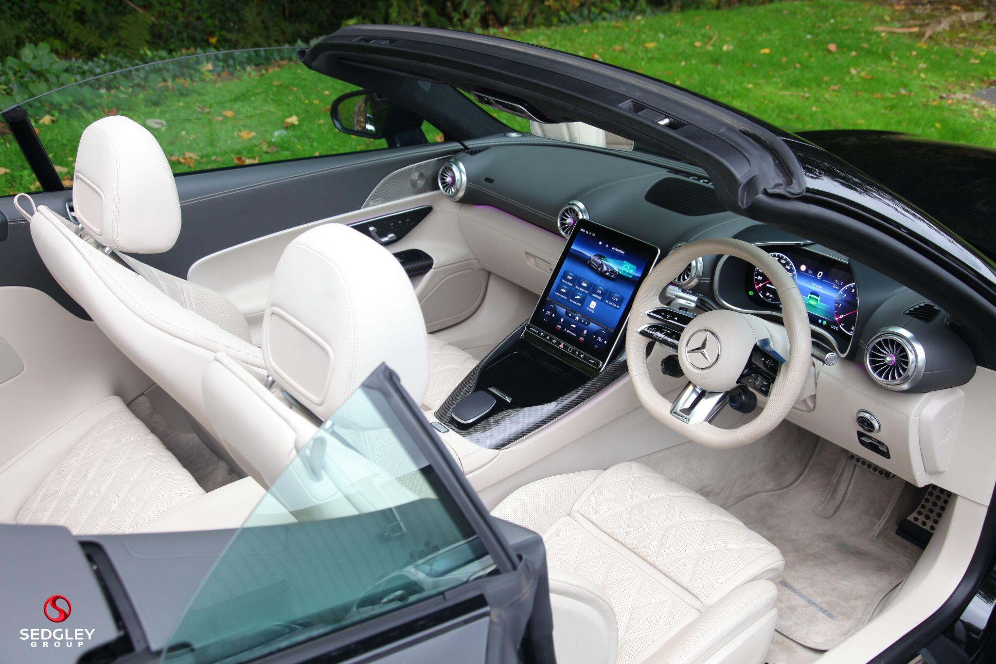 Mercedes-Benz SL view 16