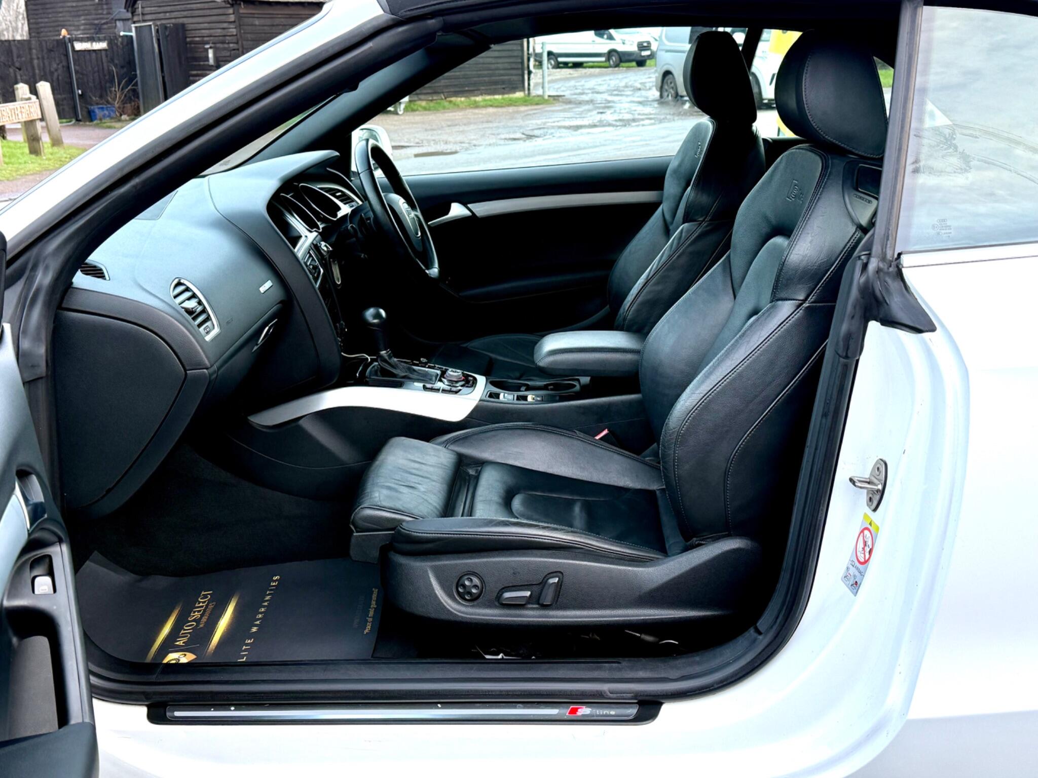 2009 Audi A5 Cabriolet image 34