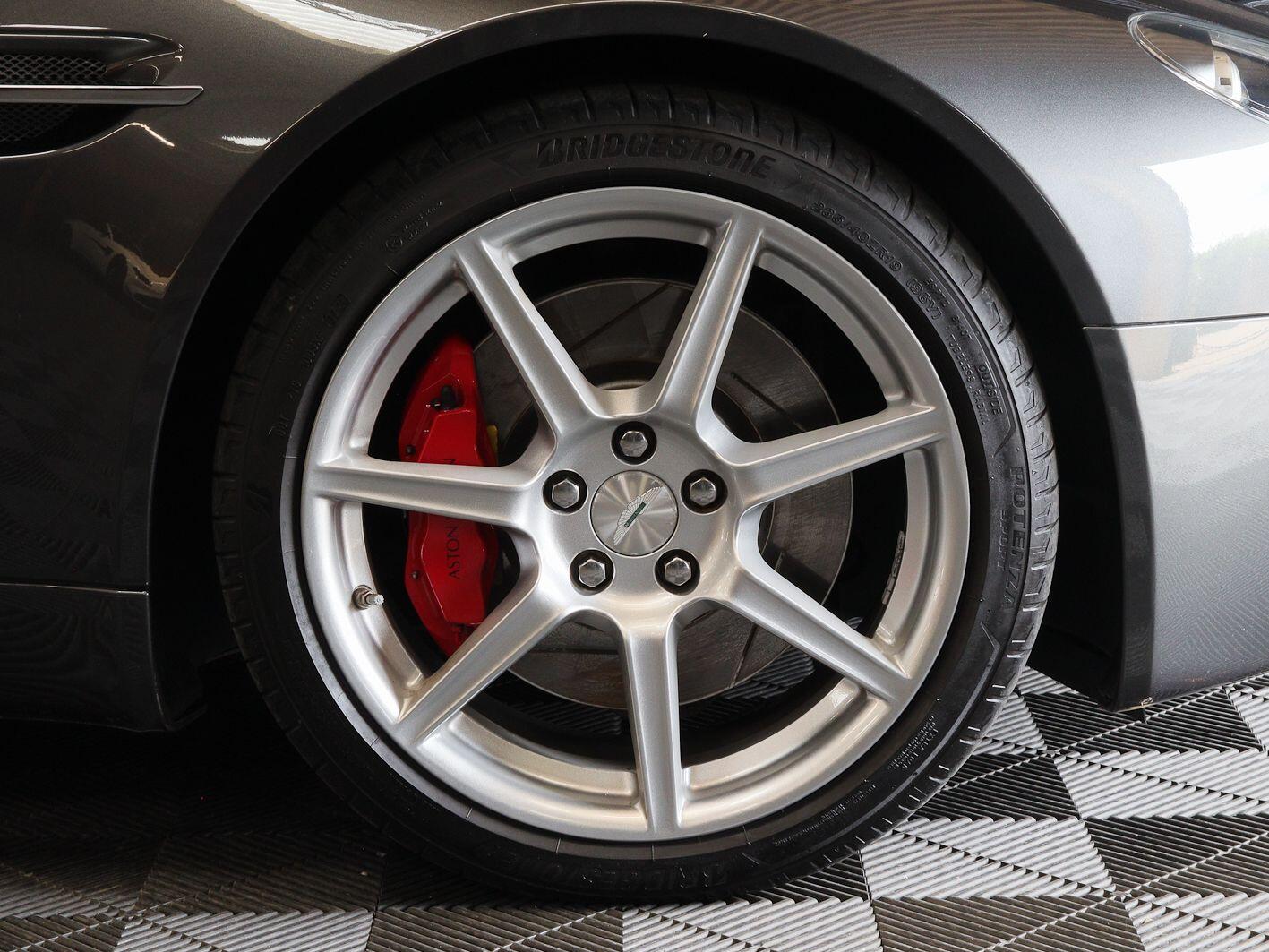Aston Martin Vantage view 37