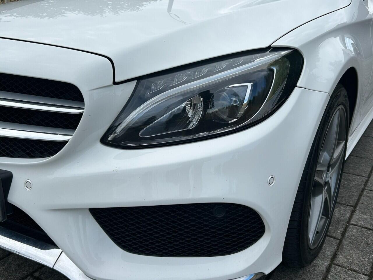 Mercedes-Benz C-Class view 8
