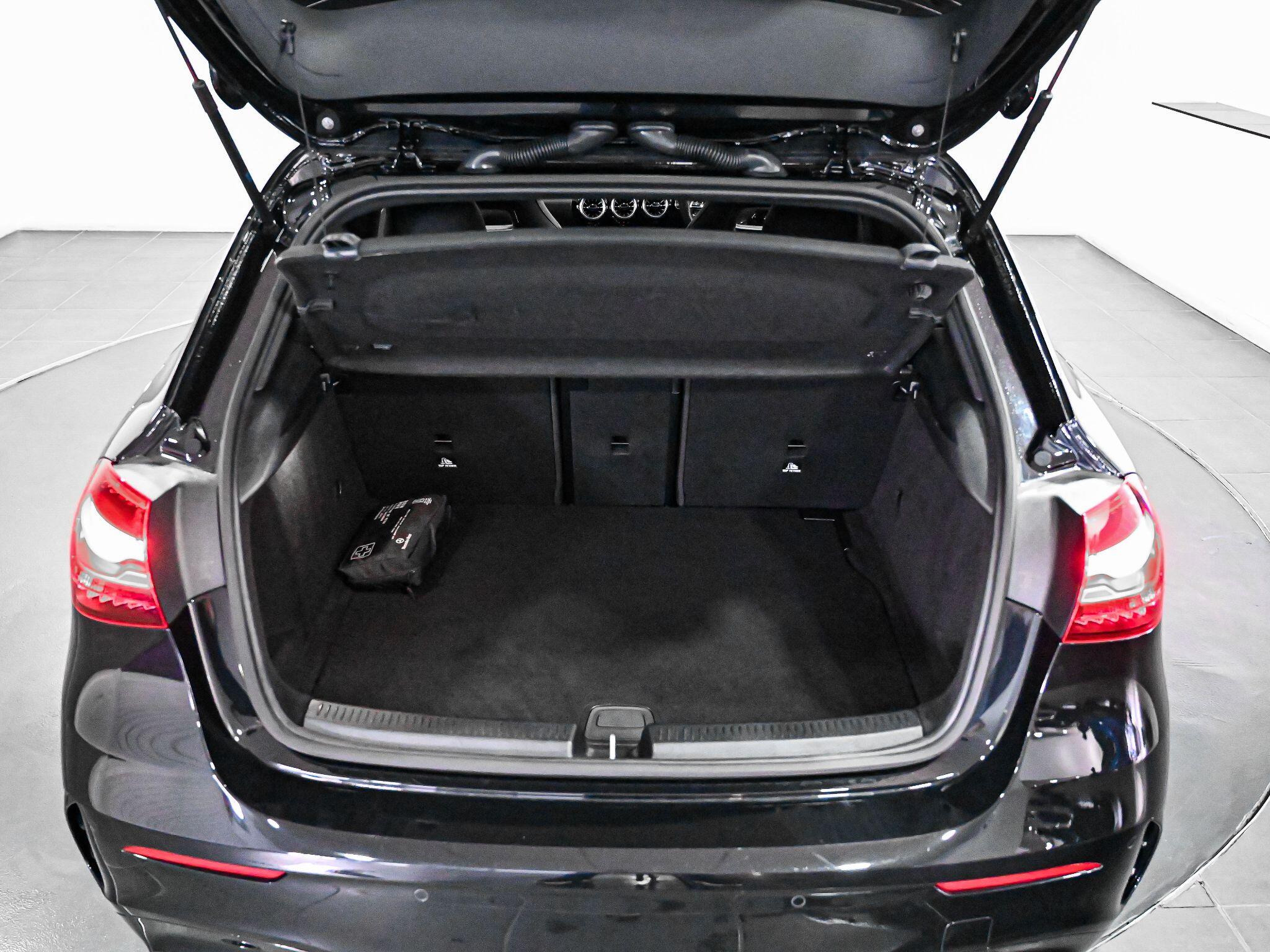 Mercedes-Benz A-Class view 42