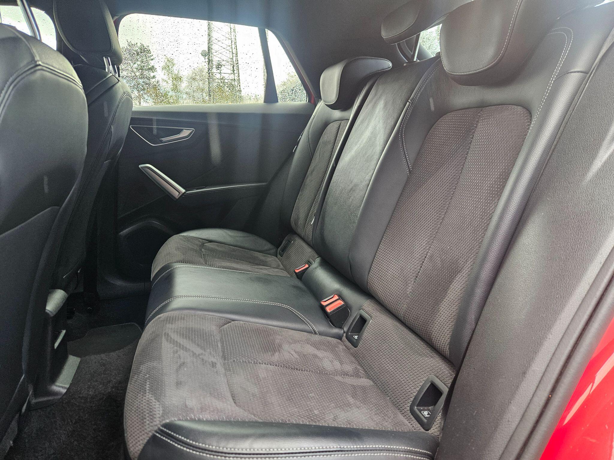 2019 Audi SQ2 image 47
